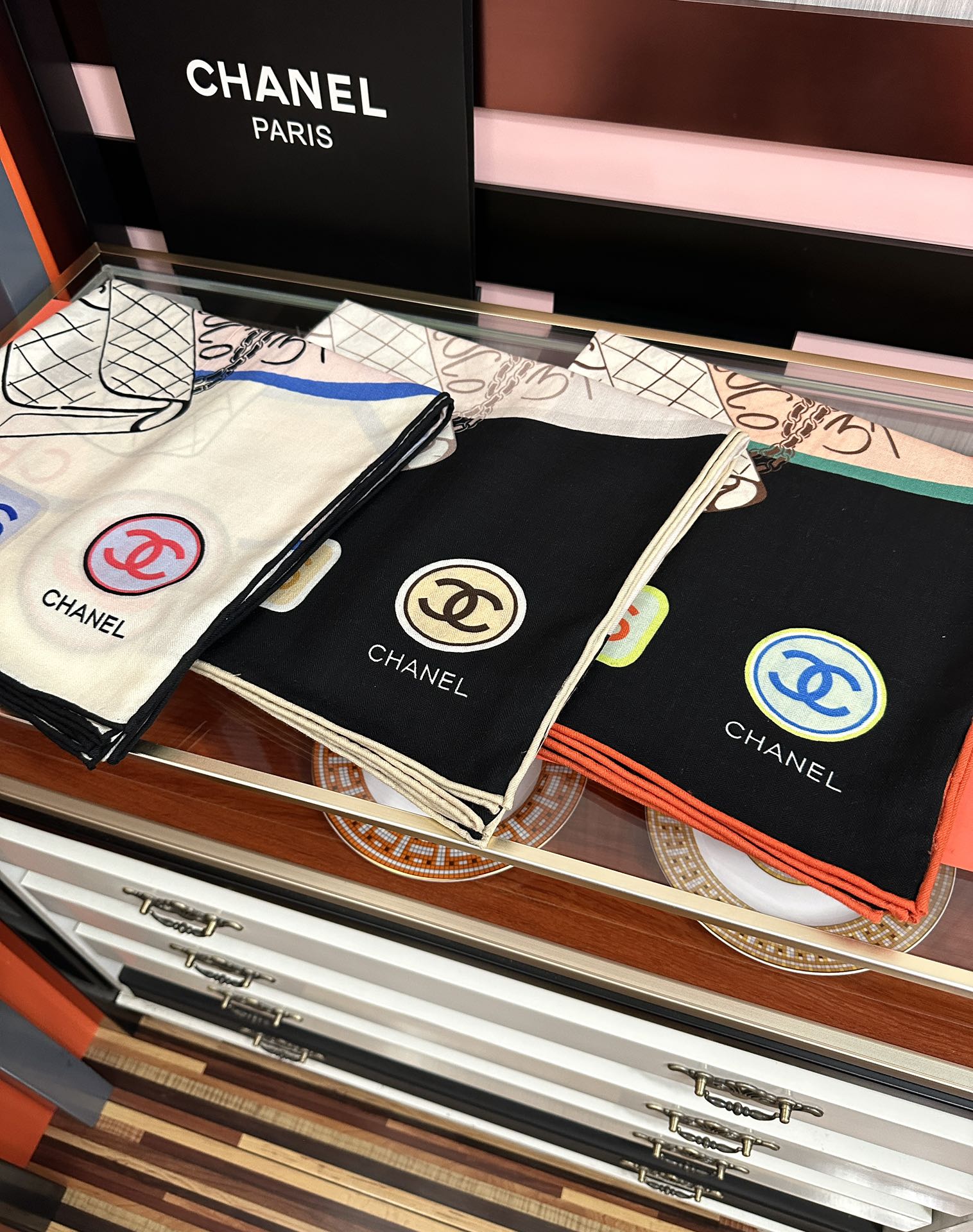 上新❤️ 香奈儿 ZG同步 2025新款 太美了 【双面同色】顶级设计优雅风[礼物]~气质到骨子里[色]