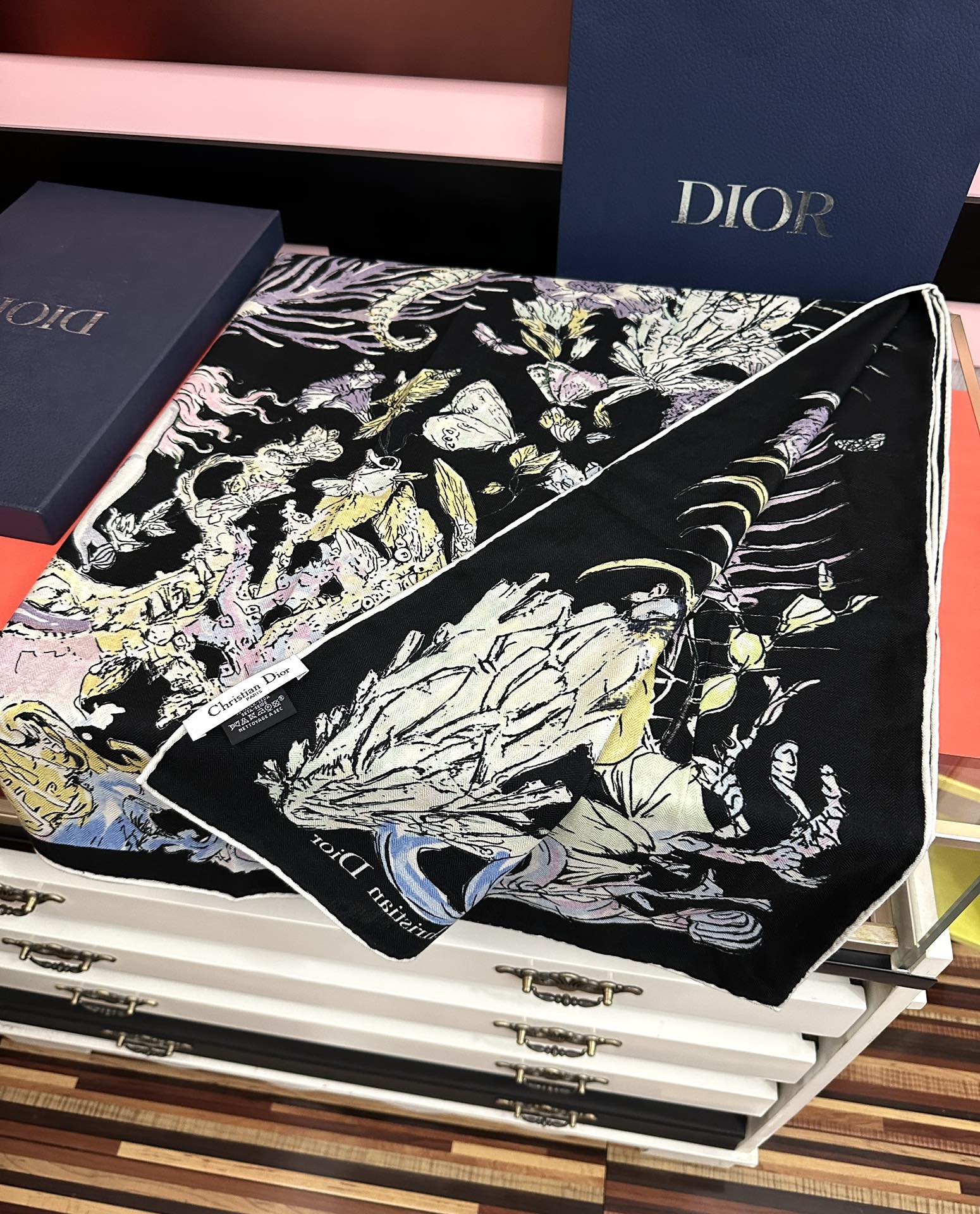 ❤️2025 迪奥 太美了ZG同步 【双面同色】[發]经典设计优雅风[礼物]~气质到骨子里[色]新一季的