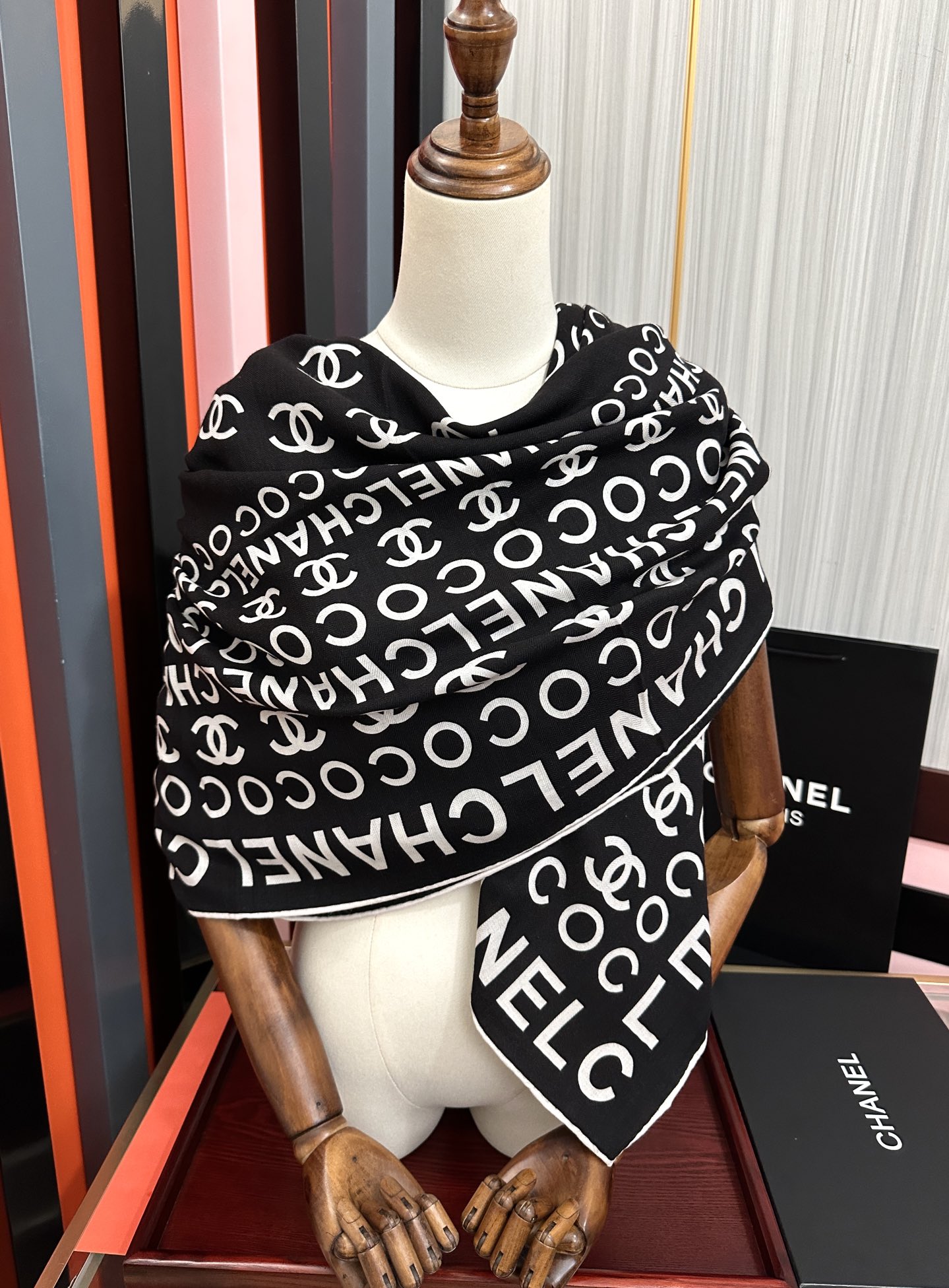 上新❤️2025 香奈儿 ZG同步 【coco风格字母】[發]经典设计优雅风[礼物]~气质到骨子里[色]