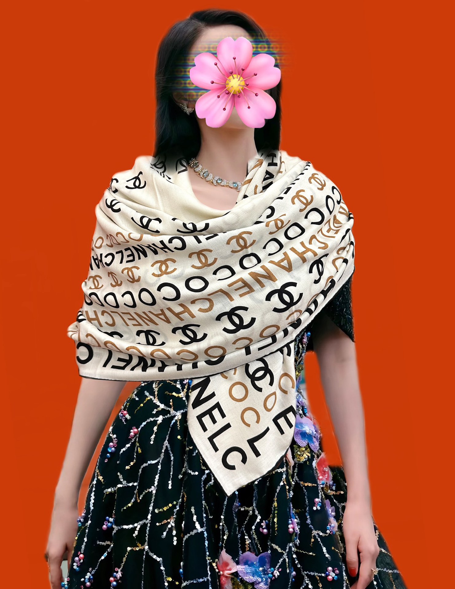 NO:663634,New 2025 Chanel ZG synchronization [coco style letters] [hair] classic design and elegant style [gift] ~ temperament to the core [color] Xiang Nai’s new season fabrics are super high-end, really super soft, silky smooth [sun] strong toughness and not easy to be snagged! This year's new series ~ I'm really impressed by the design. [Strong] A small fragrant silk scarf [Color] gives you the best match [Lip] The upper body effect is simply elegant and temperamental [Gift] Very smart. Layered and elegant texture. [Celebration] Fragrant powder must be used [Hair] Upper body effect Needless to say, it’s so beautiful (it feels better when paired with clothes, shoes and bags) [Beer] is definitely more beautiful in person [Strong] Classic black and white [Sun] Size 140x140, material 30 silk cashmere, 2-color high version scarf, high version scarf, chanel, real silk19860909上新2025 香奈儿 ZG同步【coco风格字母】[發]经典设计优雅风[礼物]~气质到骨子里[色]香奶奶新一季的面料超高级,真心超级柔软,丝丝顺滑[太阳]韧性很强 不容易被轻易勾丝！今年新出的系列~真的被这样的设计美到[强]一条小香的丝巾[色]给你最好的搭配[嘴唇]上身效果简直优雅气质到不行[礼物]非常灵动.层次优雅质感.[庆祝]香粉必入[發]上身效果真的不用多说的美(搭配服饰鞋包更有感觉)[啤酒]实物绝对更美[强]经典黑白色[太阳]尺寸140x140、材质30真丝丝羊绒,2色高版本围巾,高版本围巾,chanel,real silk,scarf