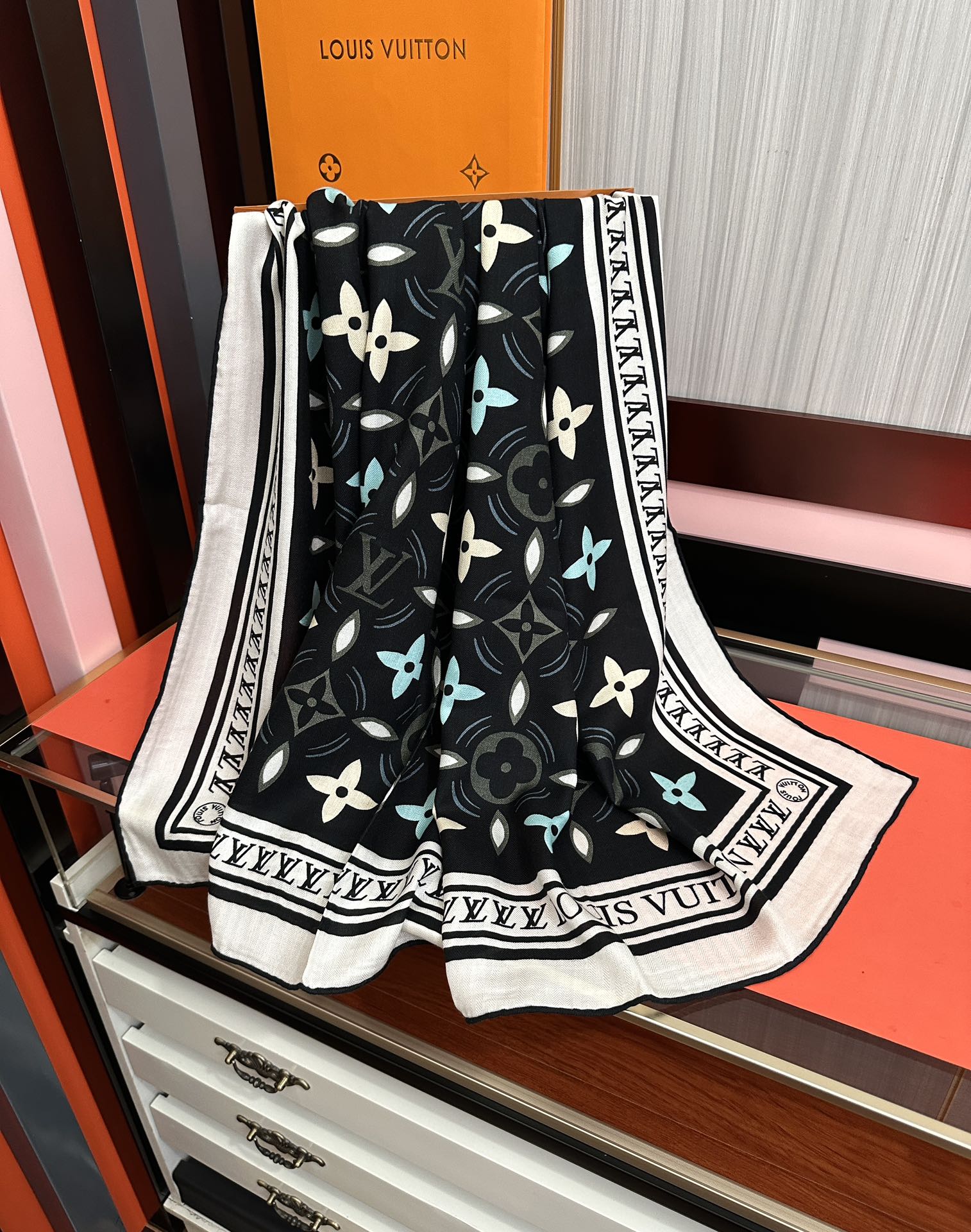 新款❤️LV 2025【双面同色】ZG同步经典优雅[礼物]~气质到骨子里[色]新一季的面料超高级，真心超