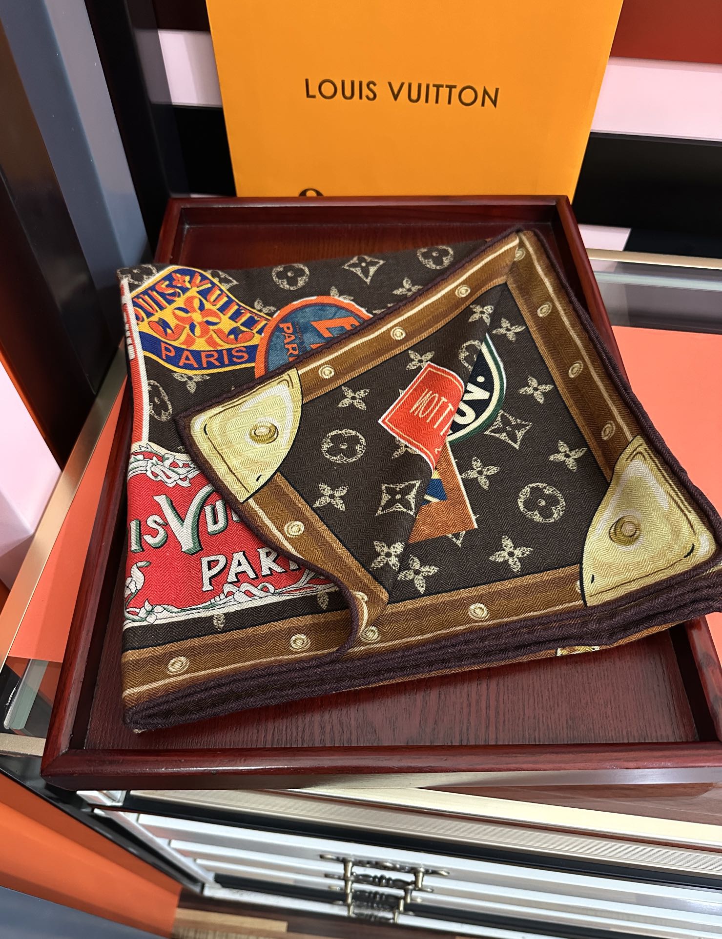 ❤️新款LV 2025高品质 官网同步【双面同色】经典优雅[礼物]~气质到骨子里[色]新一季的面料超高级