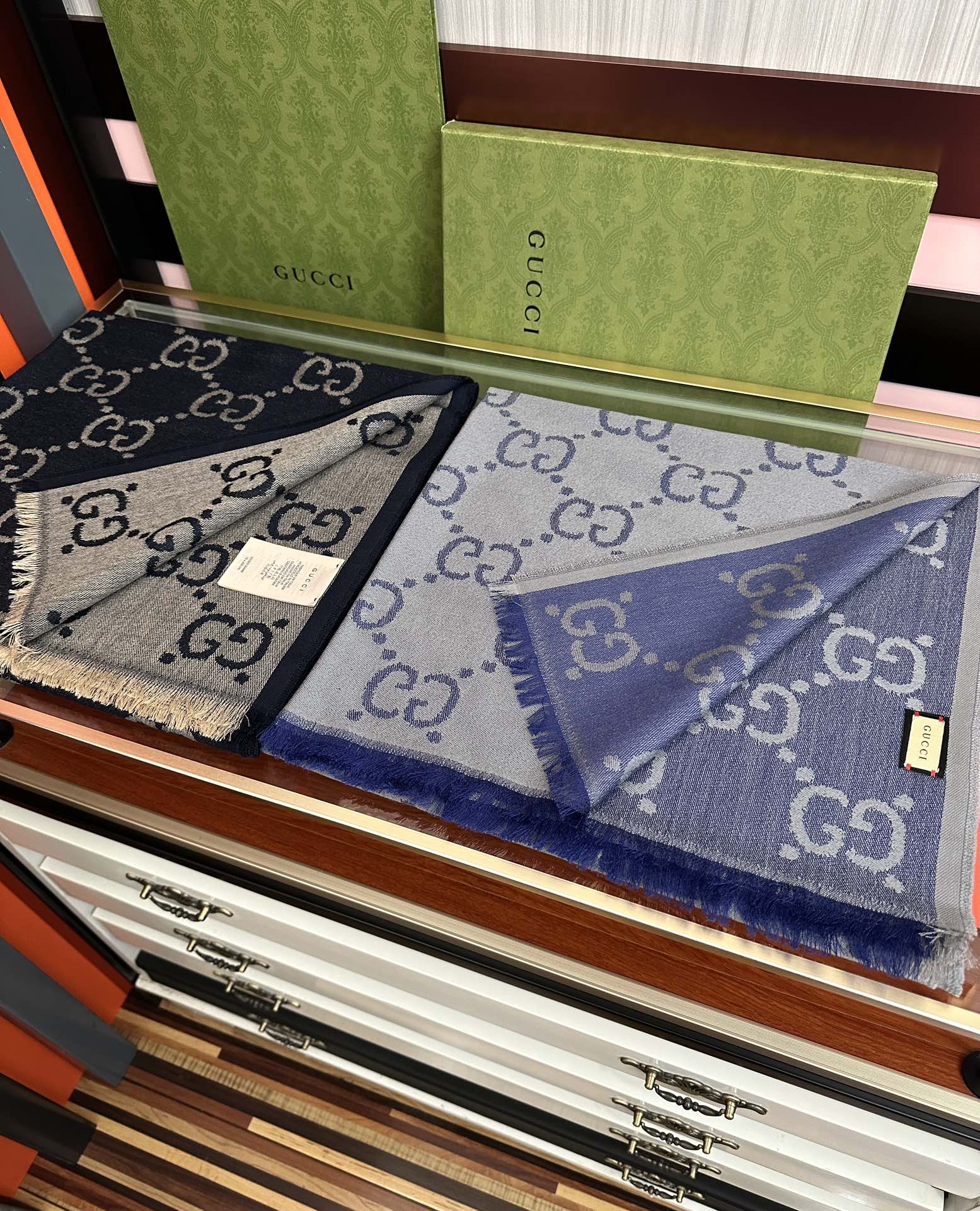 💖高品质 古奇【GG格子双面长巾】[爱心]中性款男女都可以用，😄经典GG图案是在30年代开始使用的标志性