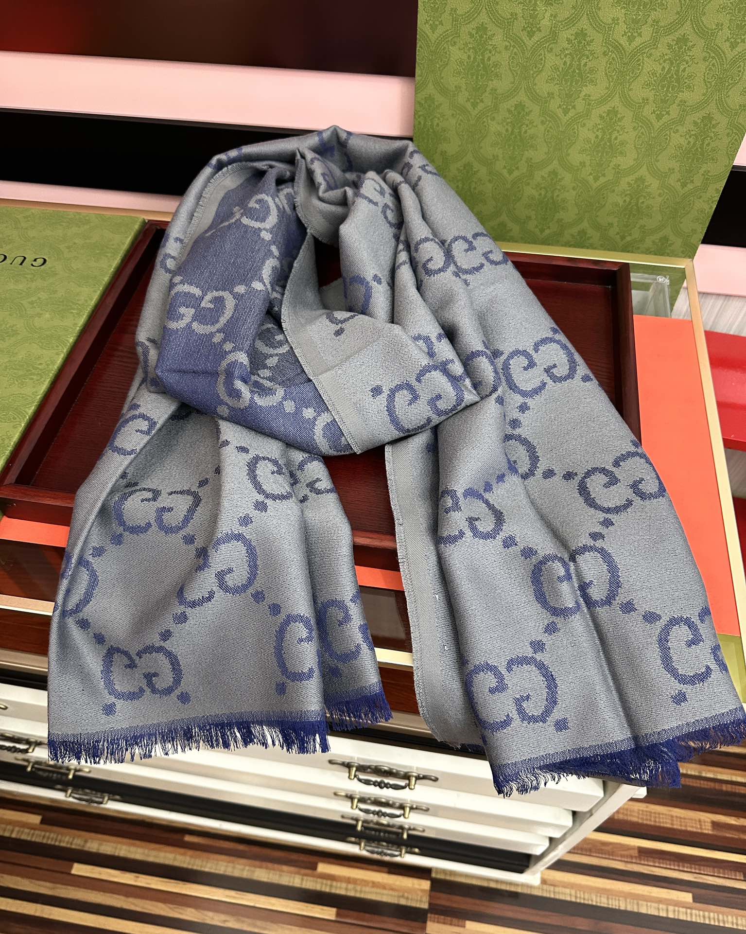 💖高品质 古奇【GG格子双面长巾】[爱心]中性款男女都可以用，😄经典GG图案是在30年代开始使用的标志性