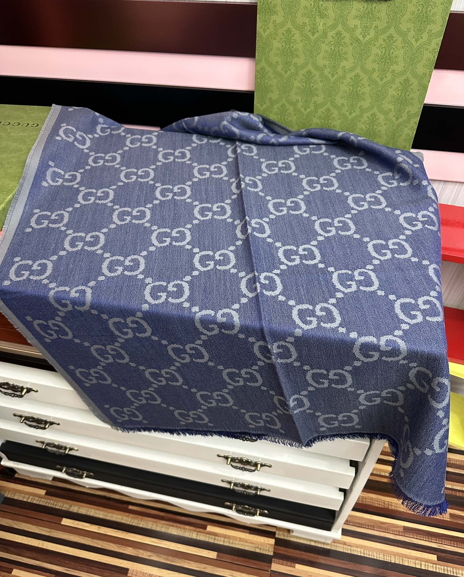 💖高品质 古奇【GG格子双面长巾】[爱心]中性款男女都可以用，😄经典GG图案是在30年代开始使用的标志性