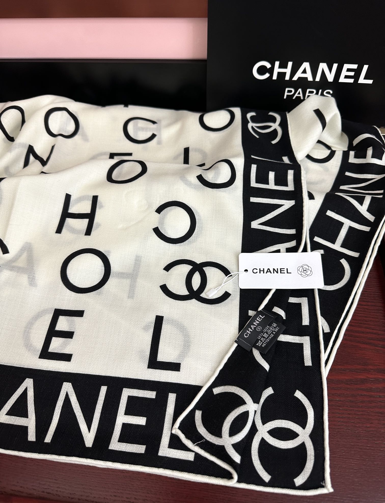 上新❤️香奈儿 【双面同色】2025太美了[發]🎩设计优雅风[礼物]~气质到骨子里[色]香奶奶新一季的面