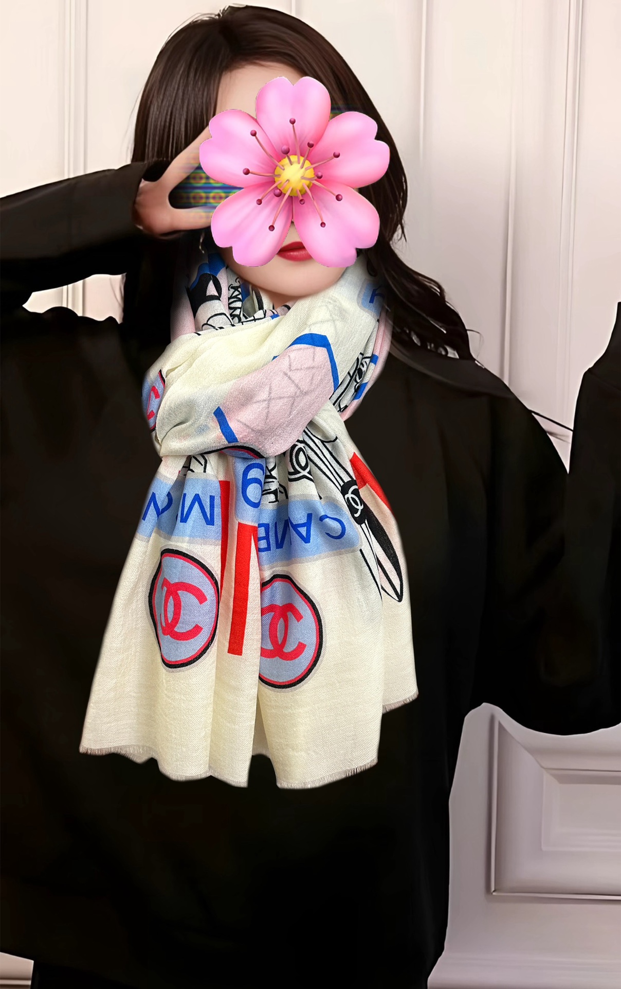 。新款 重磅推荐 小香2025 最新款 香奶奶顶级设计太美了，真心赞👍😘💍实物真心美 🎀披肩配以印花💓💃