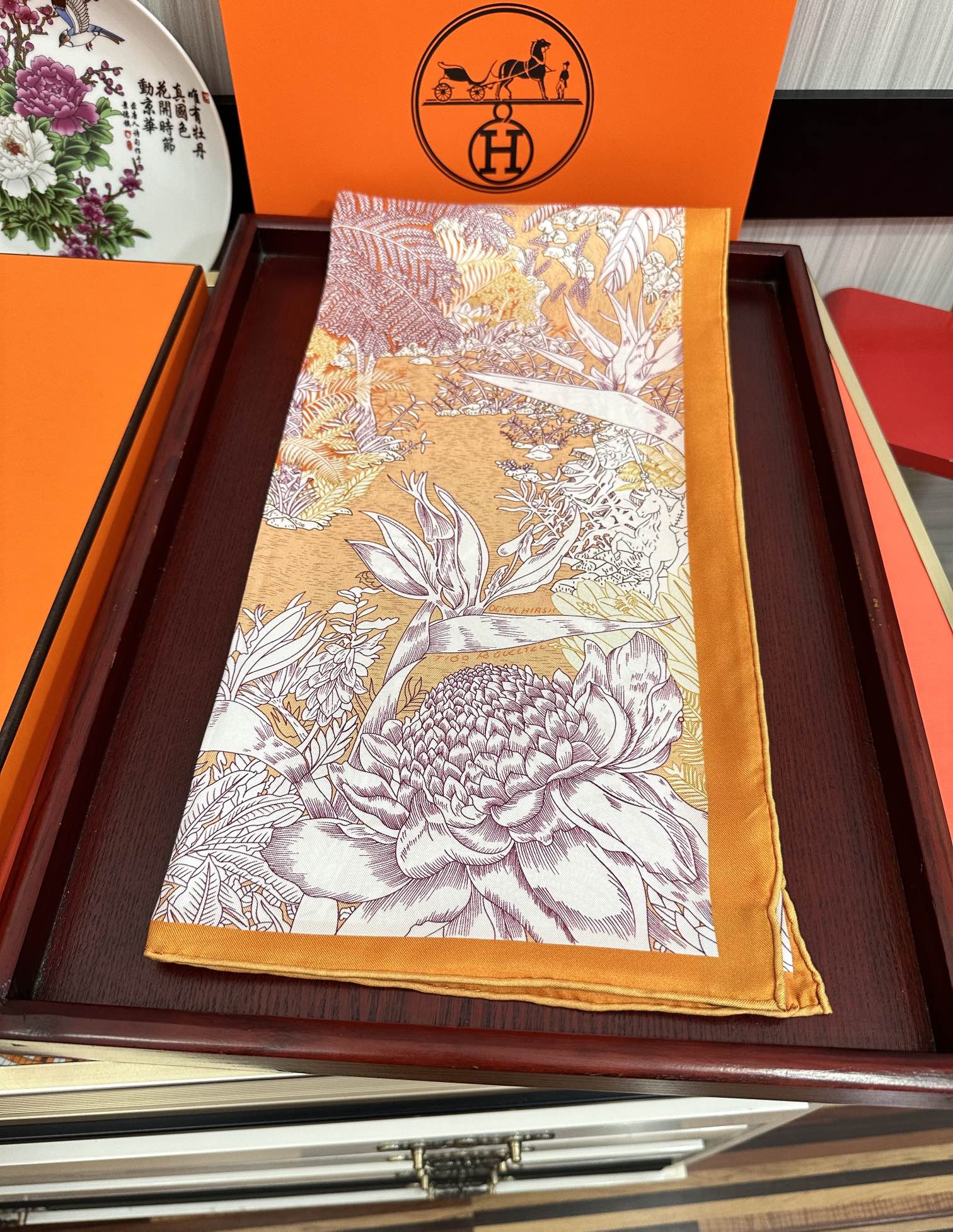 。重磅推荐 爱马🐎士2025 新款 高端设计买到都说好👍下手一定要快高端 大爱❤️女人尤物 货极少 四季