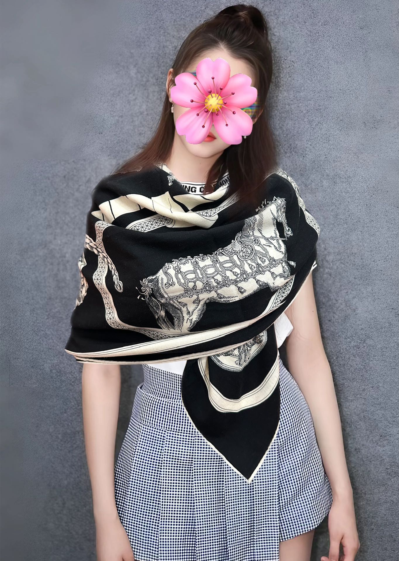 上新。爱马仕❤️2025【双面同色】ZG同步 H家买了都说好看推荐💕顶级工艺超值[太阳]爆款🎁🎁羊绒方巾