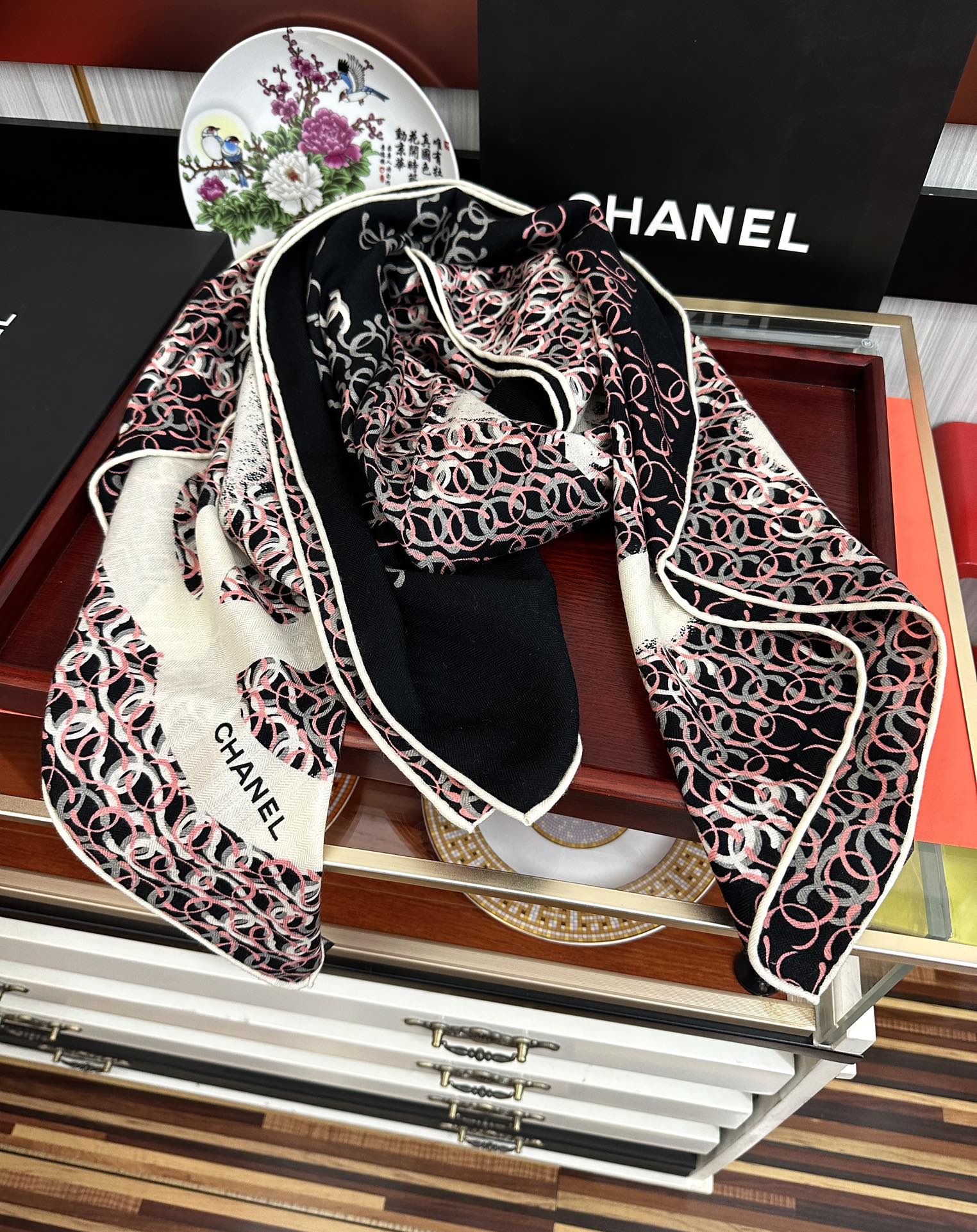 新款。香奈儿 2025【双面同色】永远经典双C优雅Coco风[礼物]~气质到骨子里[色]香奶奶新一季的面