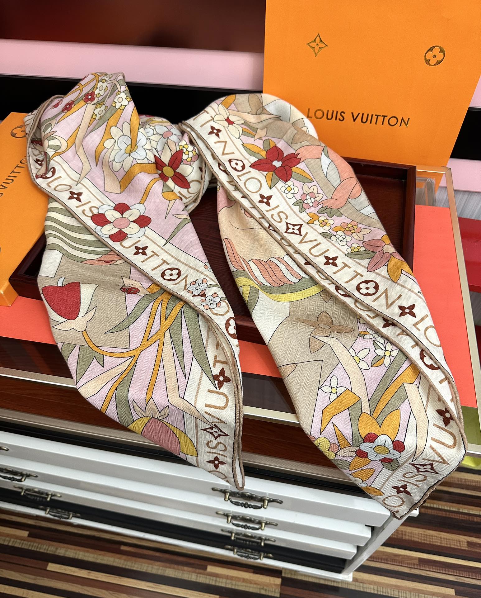 ❤️新款LV 2025高品质 ZG同步【双面同色】经典优雅[礼物]~气质到骨子里[色]新一季的面料超高级