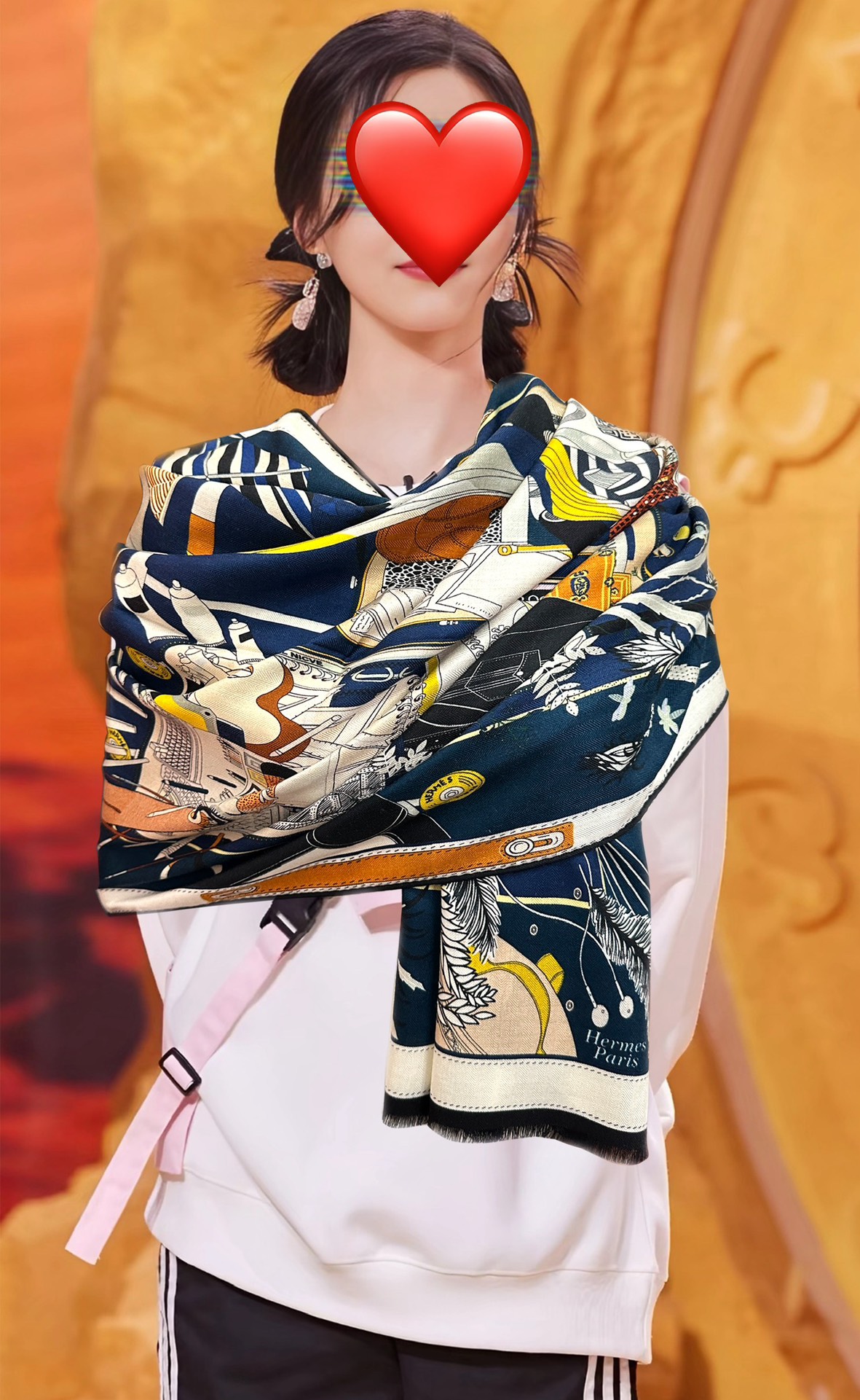 。2010 新款爱马仕。【双面同色】太美了[吃瓜]下手一定要快[嘴唇]四季都可以用[勾引]真心美的让人非