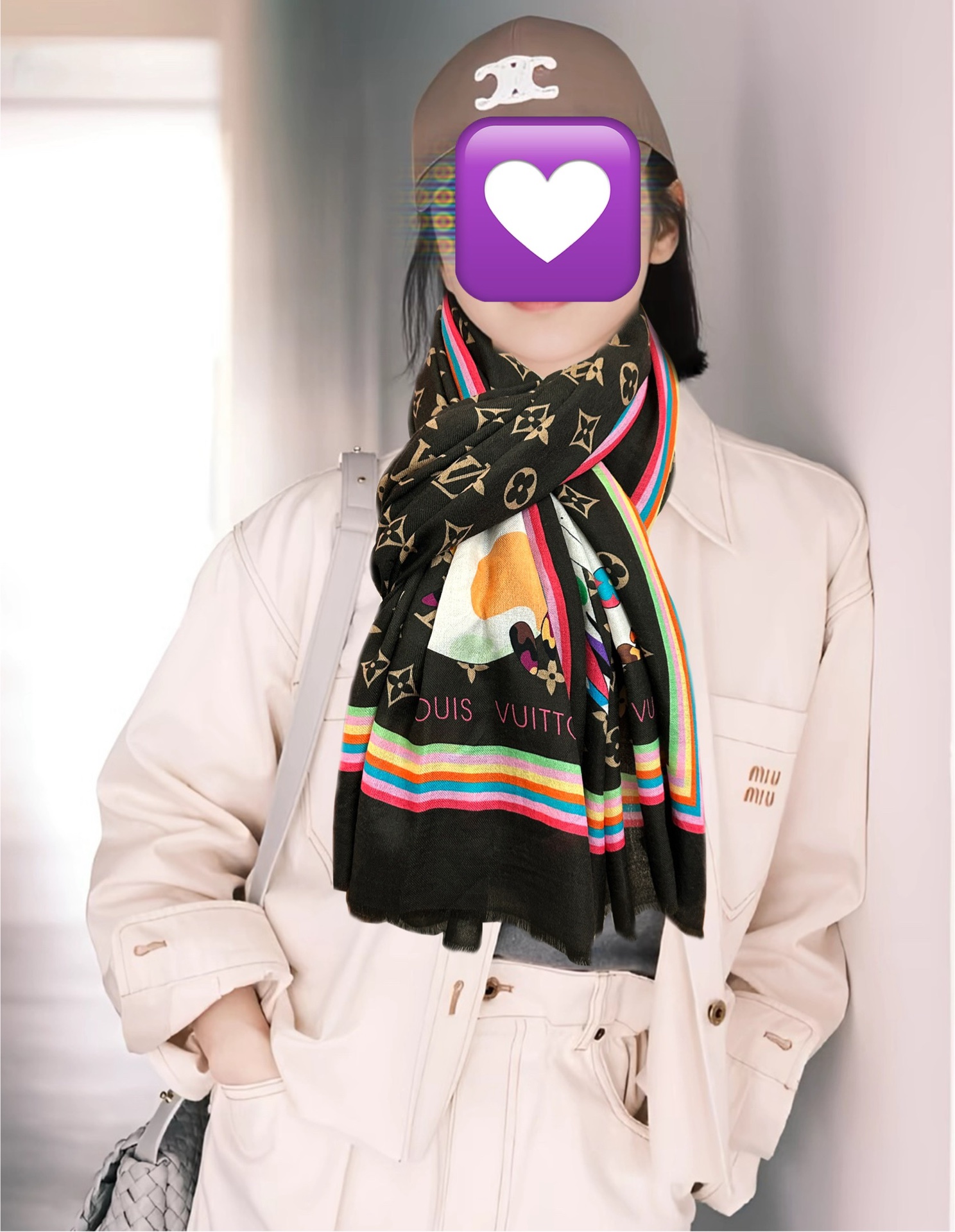 。新款L v 太美了[礼物]今年最流行的款式[得意]真心赞👍😘💍实物真心美 🎀披肩配以印花💓💃🏻无论设计