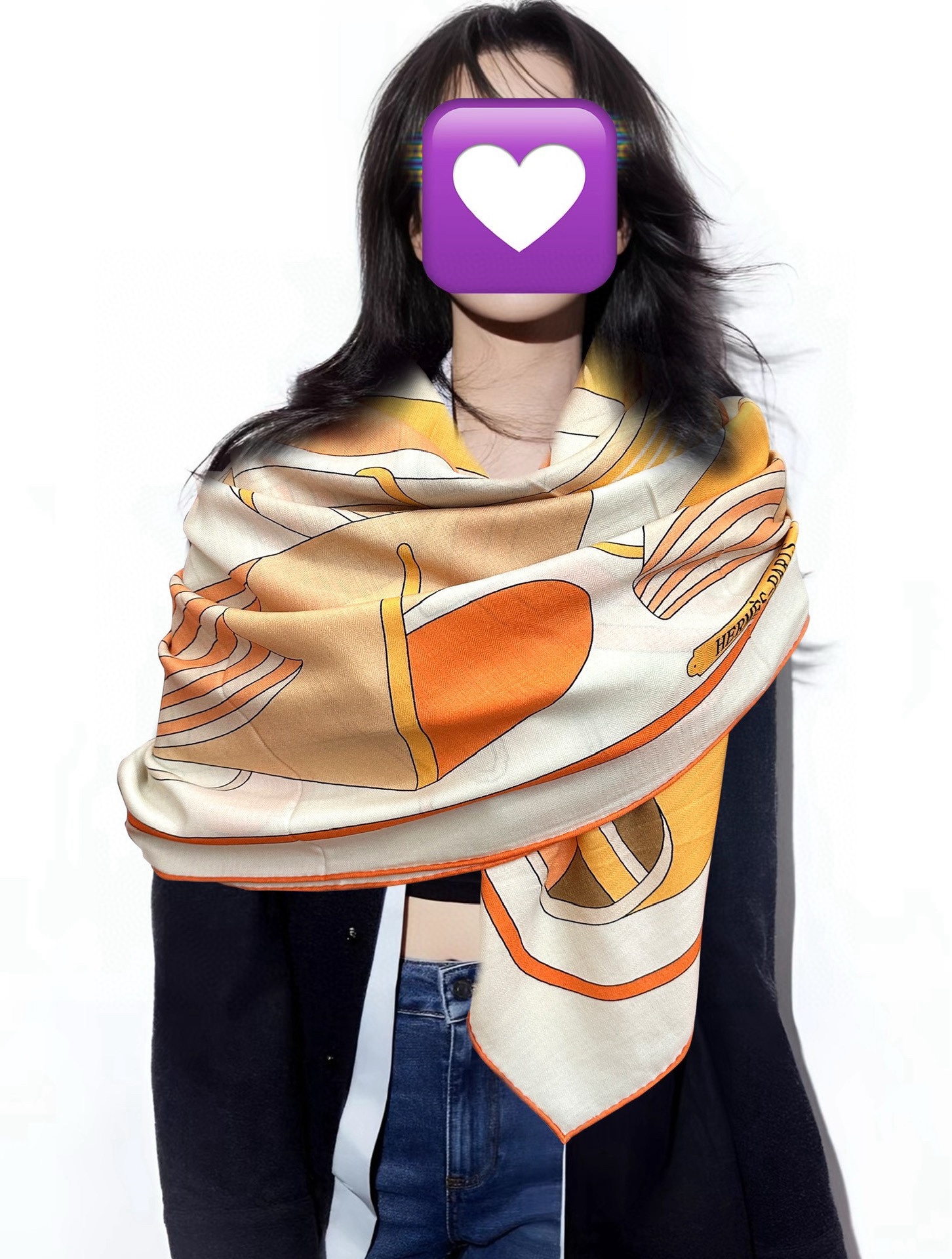 NO:714646,Hermès 2025 new autumn and winter styles [Love] [Equestrian Academy] The new season silk scarf purchase list is estimated to have been made by all horse owners [Sun] I will not recommend it. I will go back and share some information about the old models of replica models for your reference [Celebration] This season must be 'Rondsdemarch' [Moon] Not even a cashmere silk scarf from silk scarves  I know it’s because the proportion of horse elements used in men’s square scarves is high, but it’s just right. Every one of them has won my heart in terms of color matching and theme pattern. [Beer] is also easier to control than the women’s version [Rose] and is cheaper. Highly recommended to everyone [strong] Size: 140X140, material 30 silk velvet, 3-color high version scarf, high version scarf, hermes, real  silk19860909爱马仕2025秋冬新款[爱心]【马术学院】新一季丝巾采购清单估计各位养马人们已经列好了[太阳]我就不推荐了回头分享一下部分复刻款的老款信息资料供大家参考[庆祝]本季必《Rondsdemarch》[月亮]一条来自丝巾羊绒丝方巾也不知道是马元素在男士方巾上运用比例高还是正好我每一条无论从配色还是主题图案都深得我心[啤酒]也相较女款好驾驭[玫瑰]还便宜强烈推荐大家[强]尺寸:140X140、材质30真丝丝绒,3色高版本围巾,高版本围巾,hermes,real silk,scarf