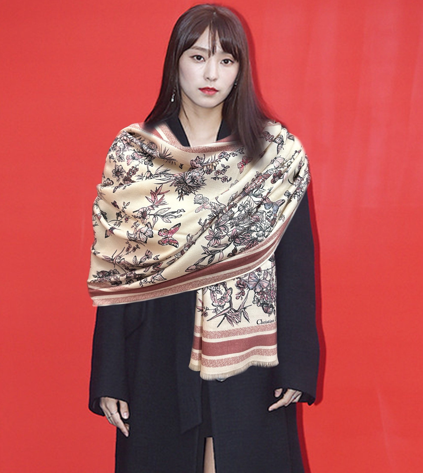 NO:714657,New Dior double-sided same color [Flower Series] is so beautiful [Eat melon] Be sure to get started quickly [Lip] Can be used in all seasons [Seduce] It is so beautiful that it is very non-upper body. The quality is perfect. The whole scarf gives people an aura and is very delicate and beautiful at the same time. It is definitely worth buying. Once you get it, you will be glad that you are a woman. Size 65x, material cashmere high version scarf, high version scarf, dior19860909上新 迪奥双面同色【花卉系列】太美了[吃瓜]下手一定要快[嘴唇]四季都可以用[勾引]真心美的让人非常非上身效果简直美翻了 品质非常完美整个围巾给人气场的同时又非常精致秀丽绝对值得入手的新款实物一拿到就会庆幸自己是女人的绝美好货 尺寸65x,材质羊绒高版本围巾,高版本围巾,dior,scarf