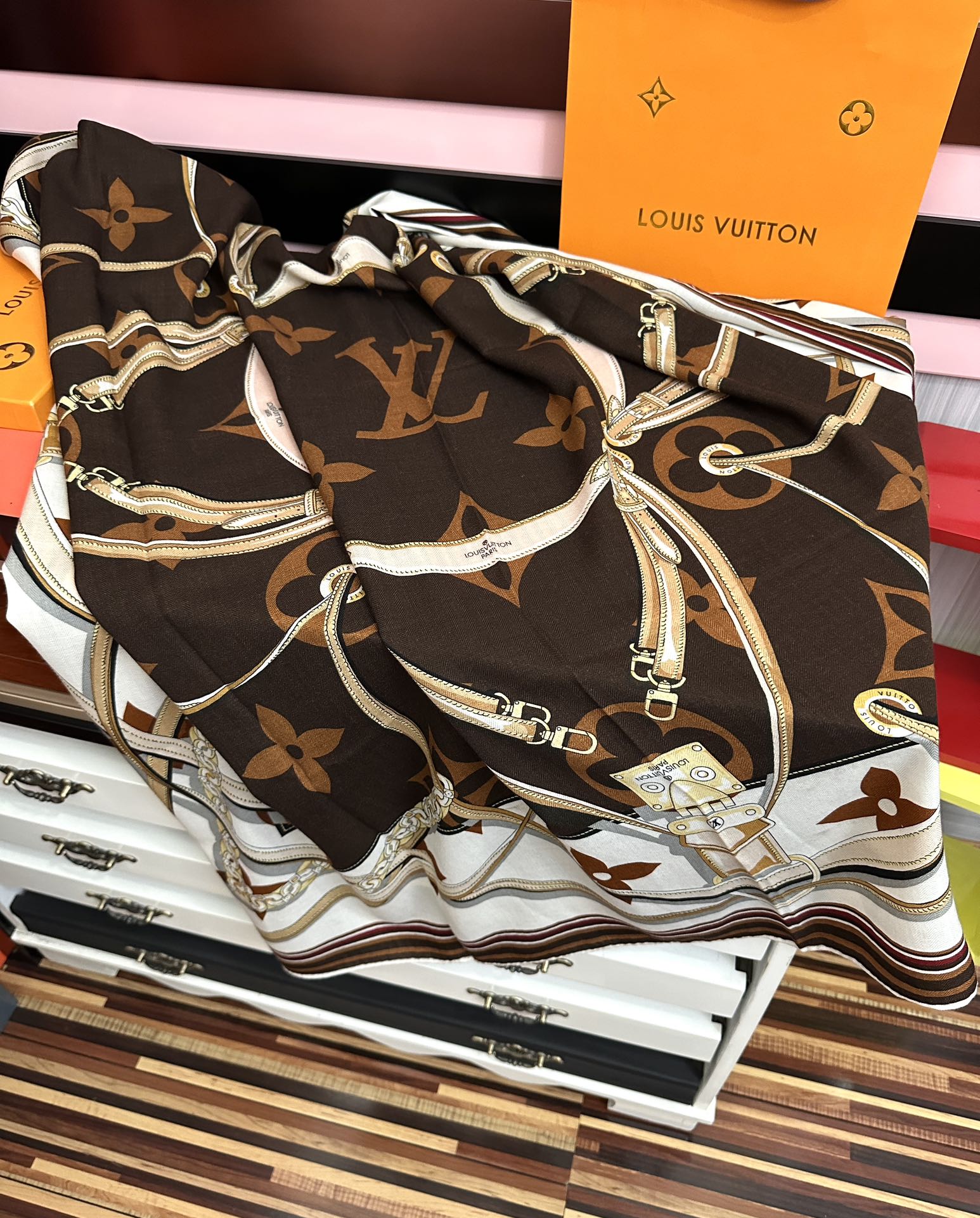Louis Vuitton LV 2025 【双面同色】 优雅 ~气质到骨子里 新一季的面料超高级