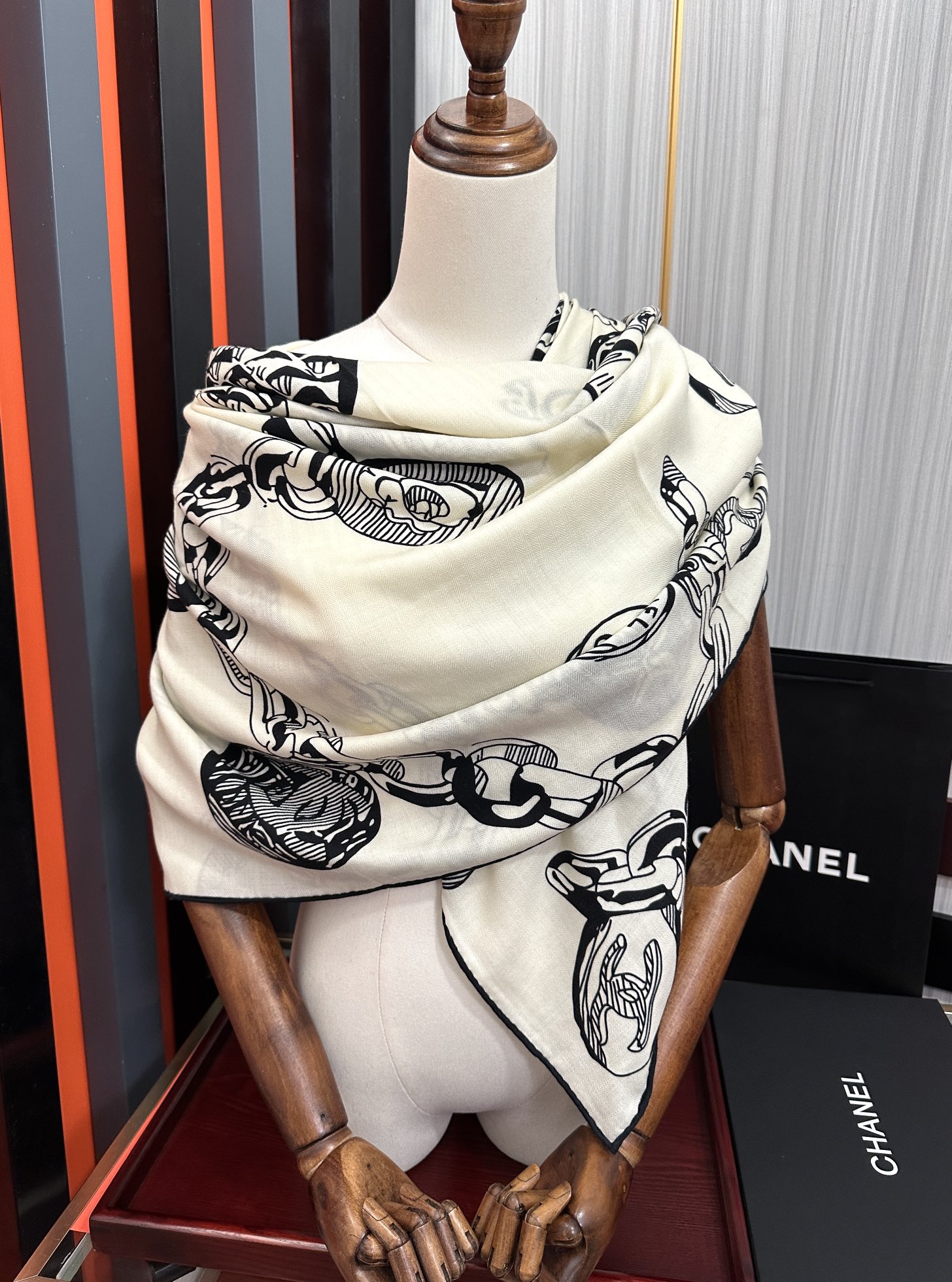 Chanel 新款 香奈儿ZG同步 2025【双面同色】 双C优雅Coco风 ~气质到骨子里 香奶奶新一季的面料超高级
