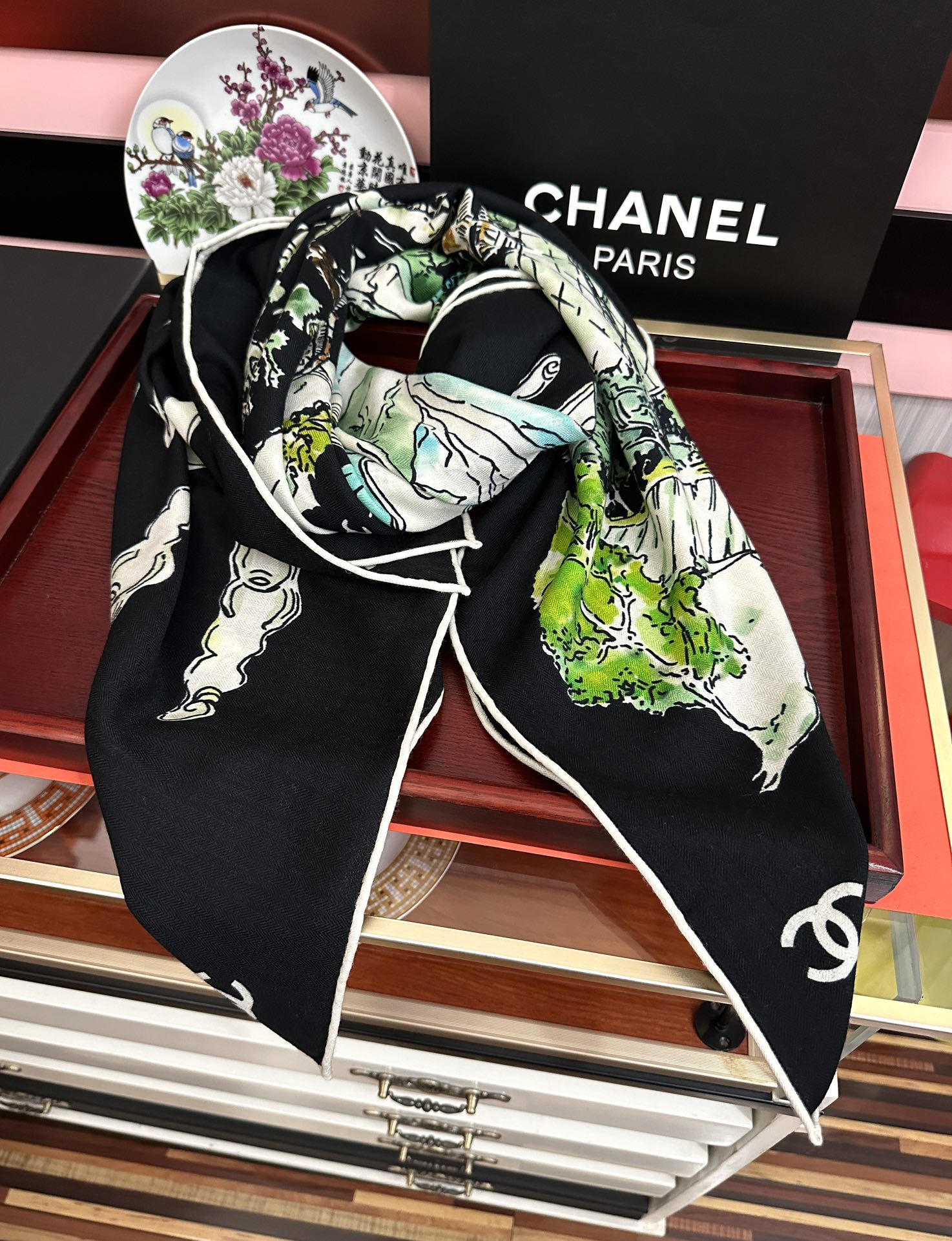 Chanel 香奈儿 太美了 【双面同色】 设计优雅风 ~气质到骨子里 香奶奶新一季的面料超高级