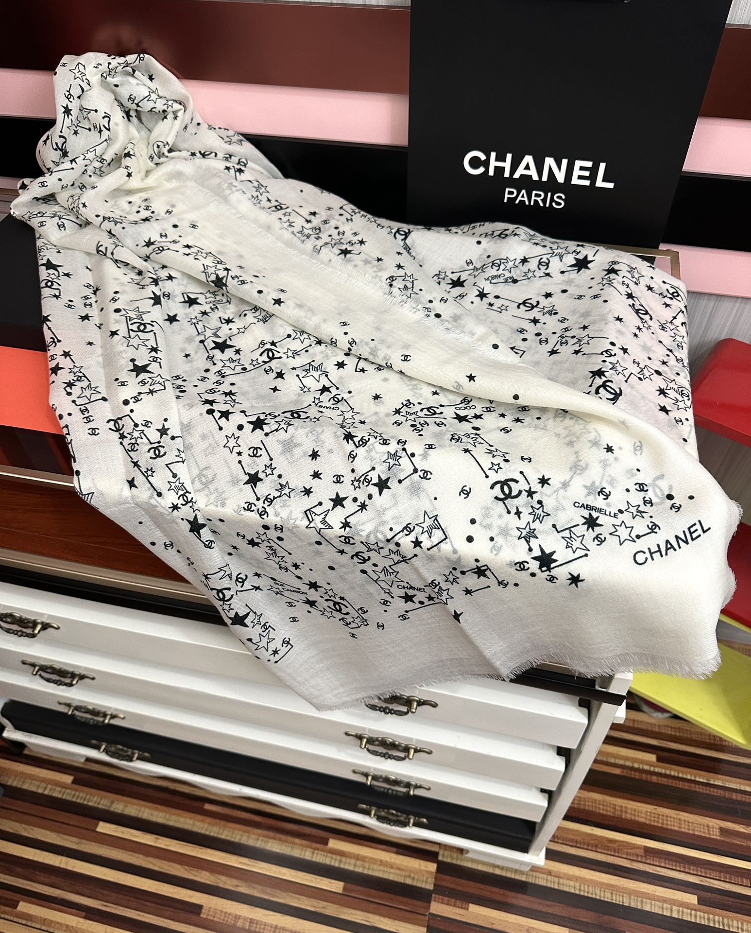 Chanel 香奈儿太美了 GW同步 最新款 款 设计太美了
