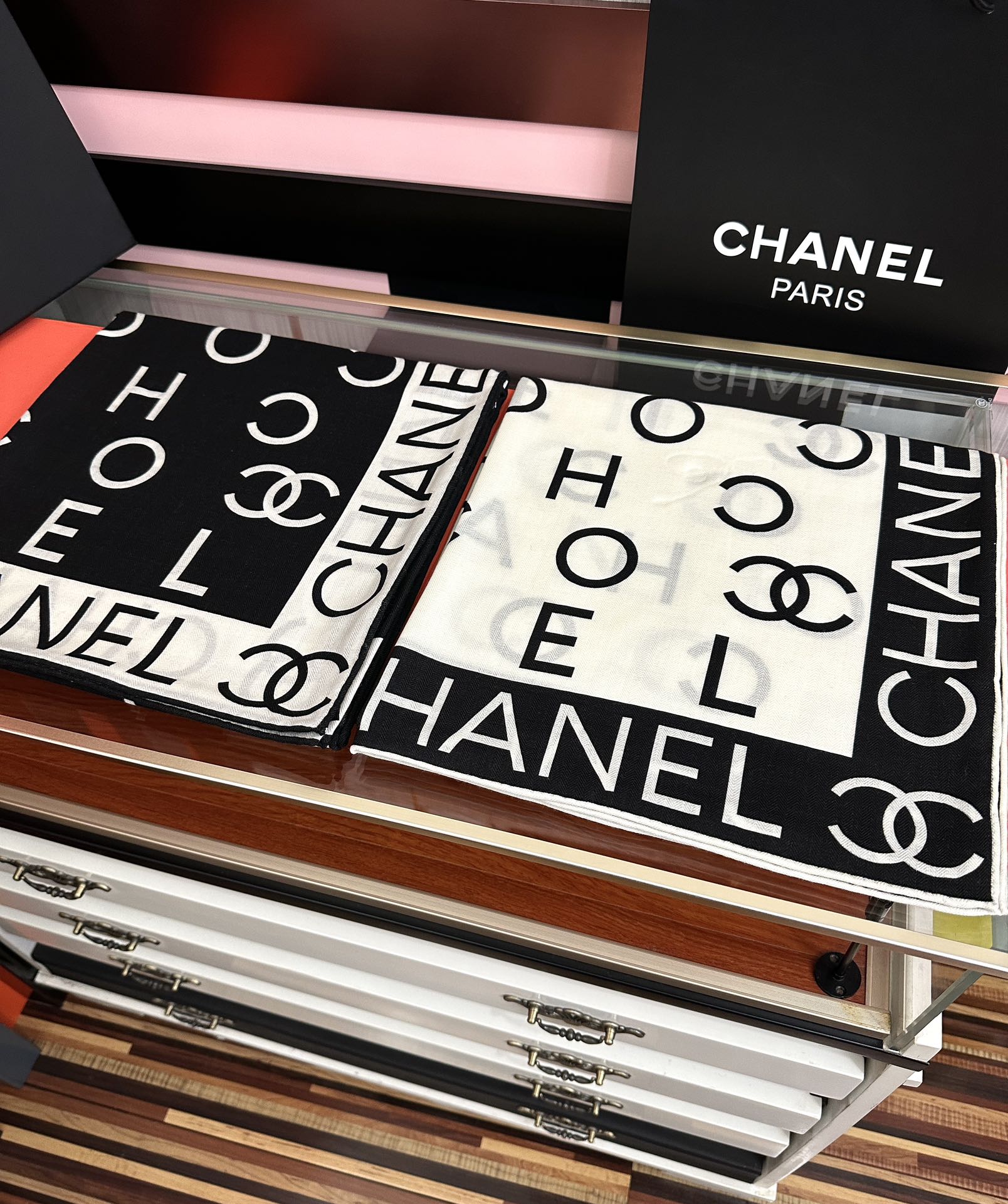 Chanel 香奈儿 【双面同色】2025太美了 真心 柔软