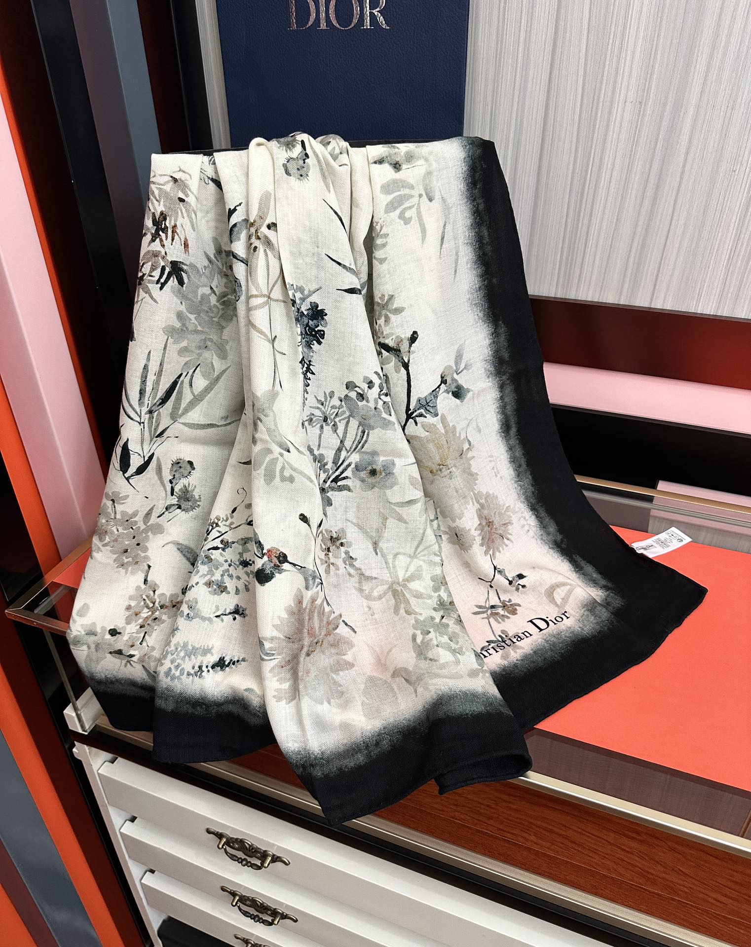 Dior 迪奥 ZG同步 2025【双面同色】 优雅 ~气质到骨子里 新一季的面料超高级