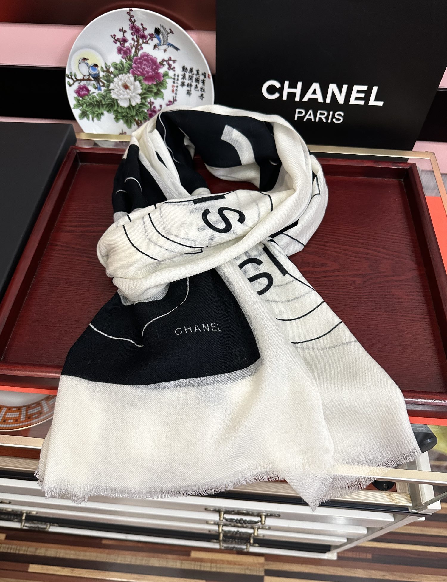 Chanel 重磅推荐 小香2025 最新款 香奶奶【双c标志】 款 设计太美了