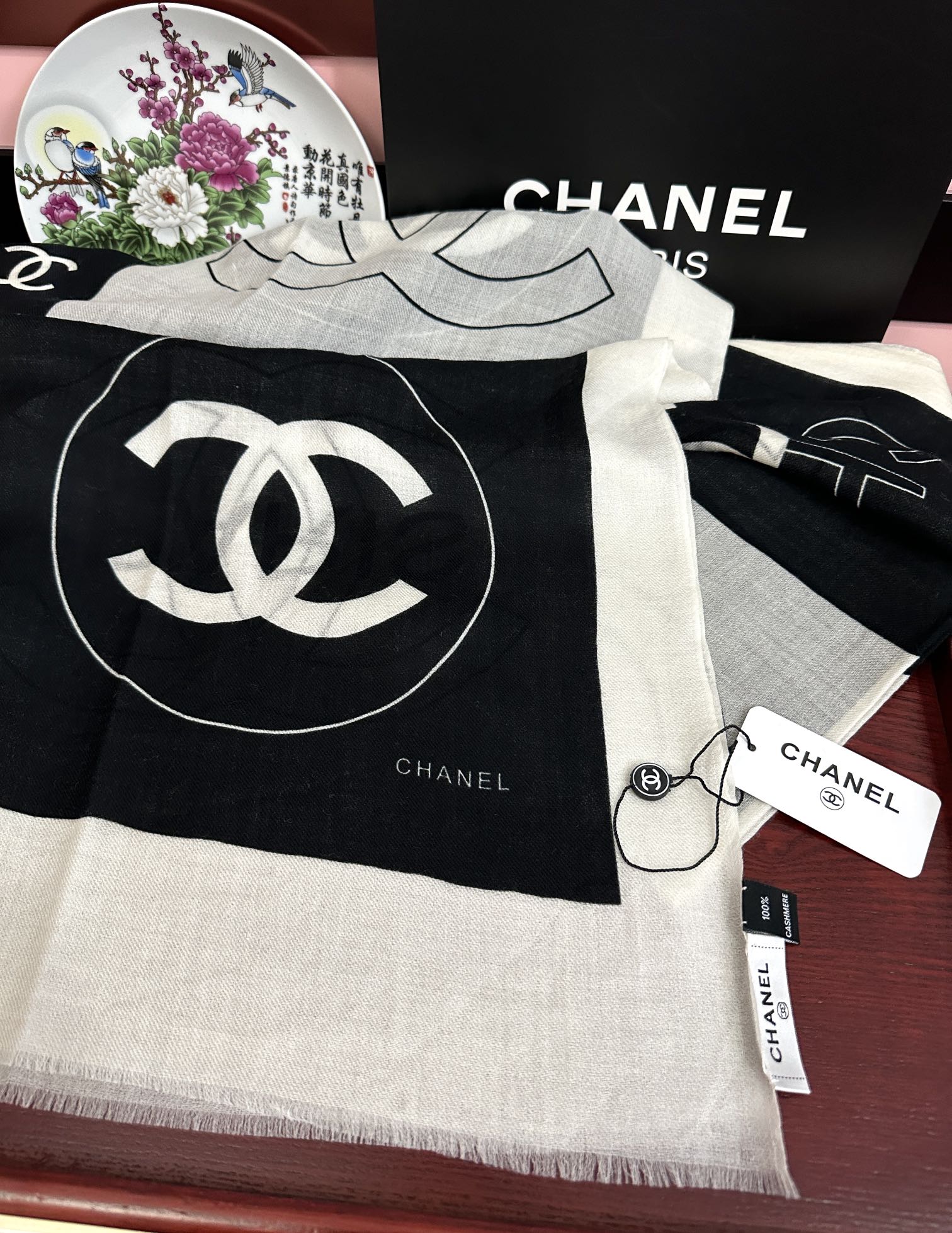 Chanel 重磅推荐 小香2025 最新款 香奶奶【双c标志】 款 设计太美了