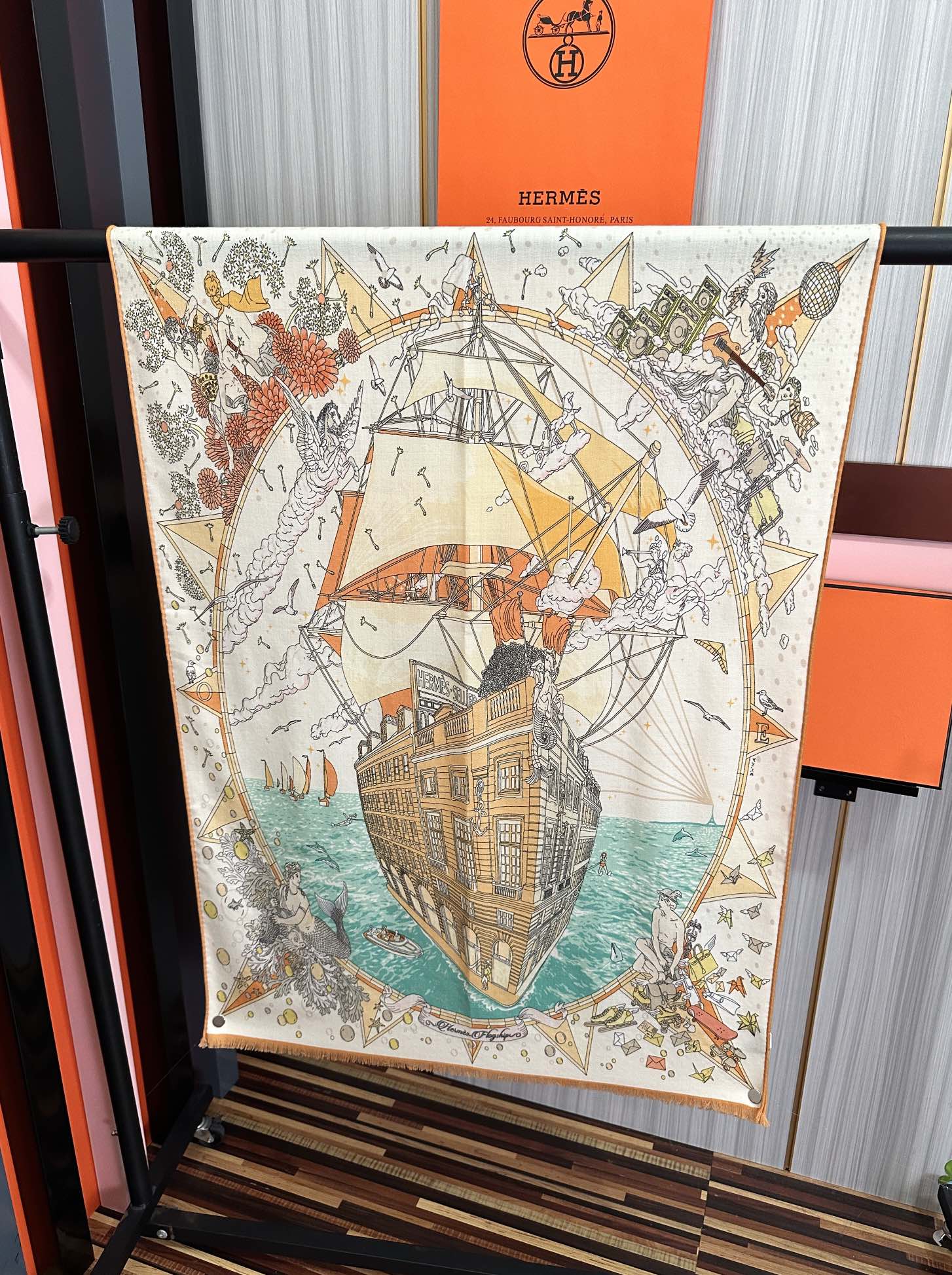 Hermès 新款爱马仕 2050双面同色【一帆风顺】太美了 下手一定要快 四季都可以用 真心美的让人非常非上身效果简直美翻了 品质非常完美 整个围巾给人气场的同时又非常 秀丽 绝对值得入手的新款 实物一拿到就会庆幸自己是女人的绝美好货 尺寸：65x185