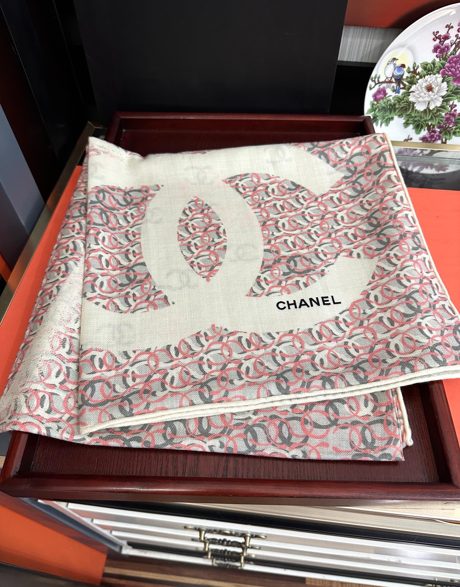 Chanel 香奈儿 2025【双面同色】永远 双C优雅Coco风 ~气质到骨子里 香奶奶新一季的面料超高级