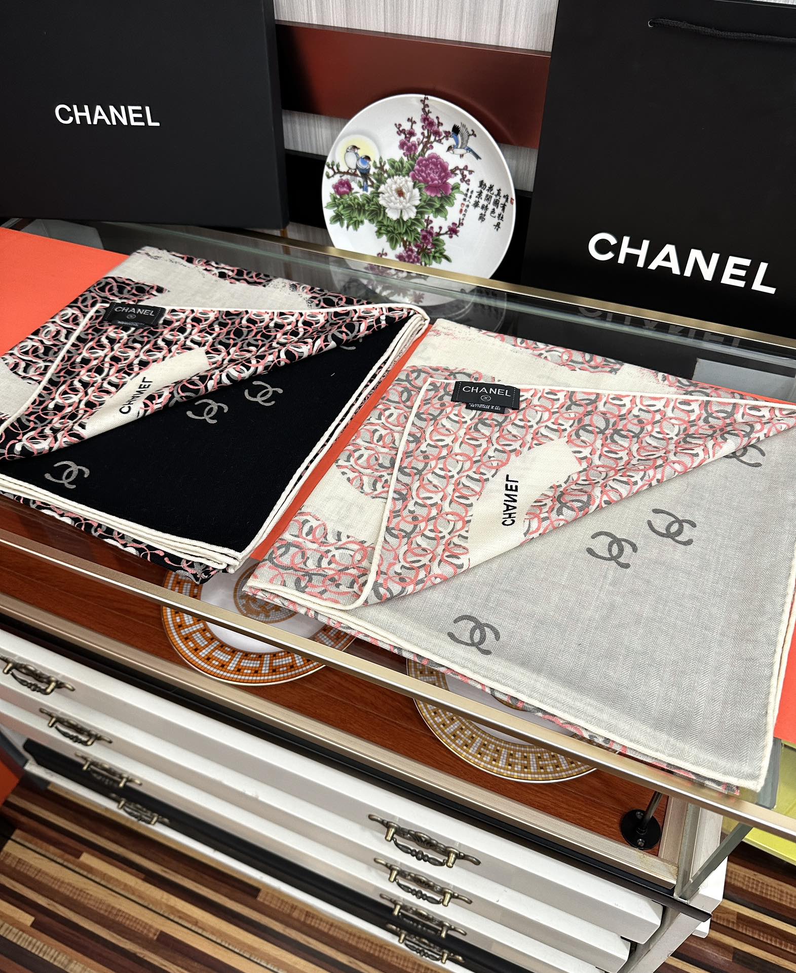 Chanel 香奈儿 2025【双面同色】永远 双C优雅Coco风 ~气质到骨子里 香奶奶新一季的面料超高级