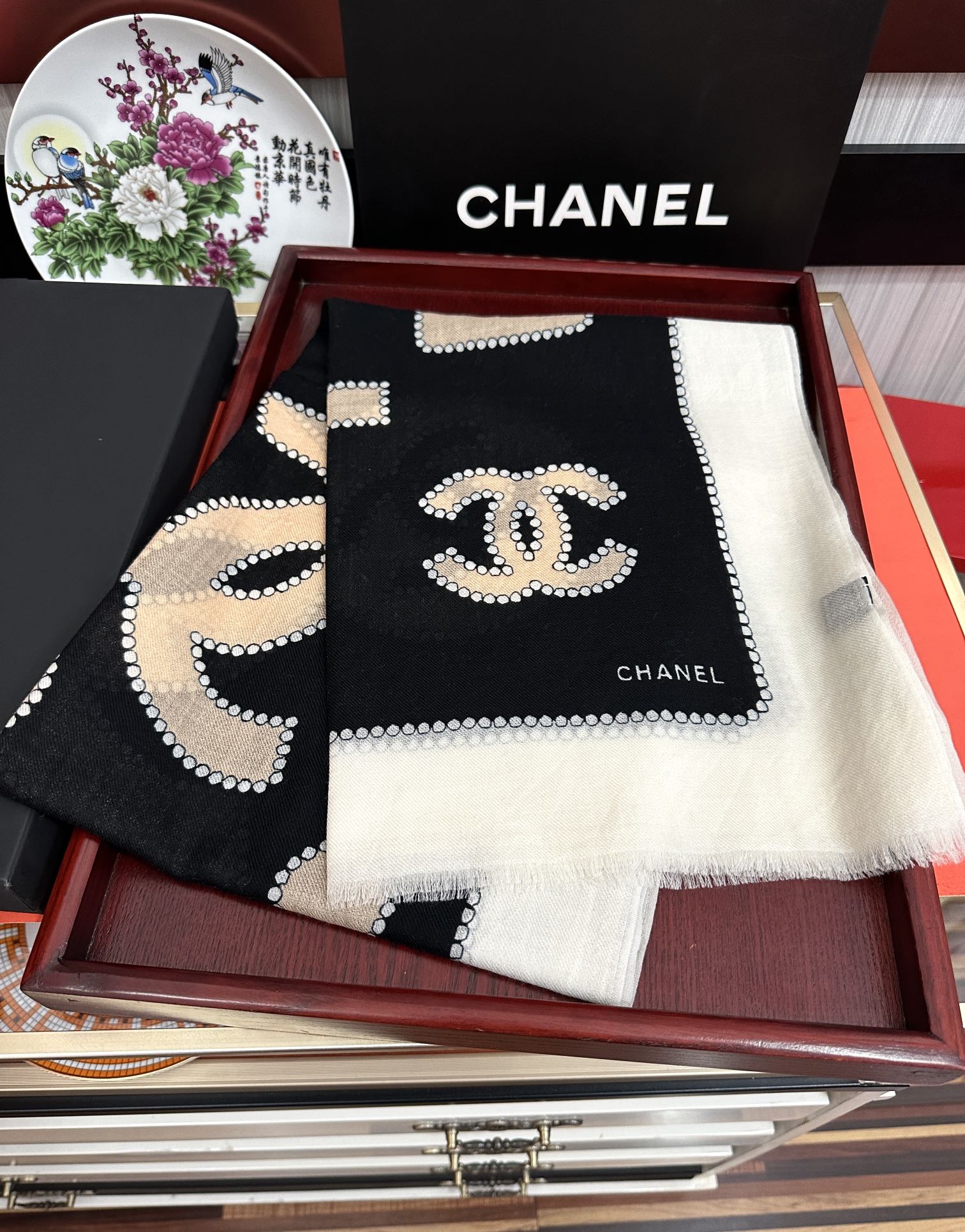Chanel 到 小香2025 最新款【香水瓶】 设计太美了