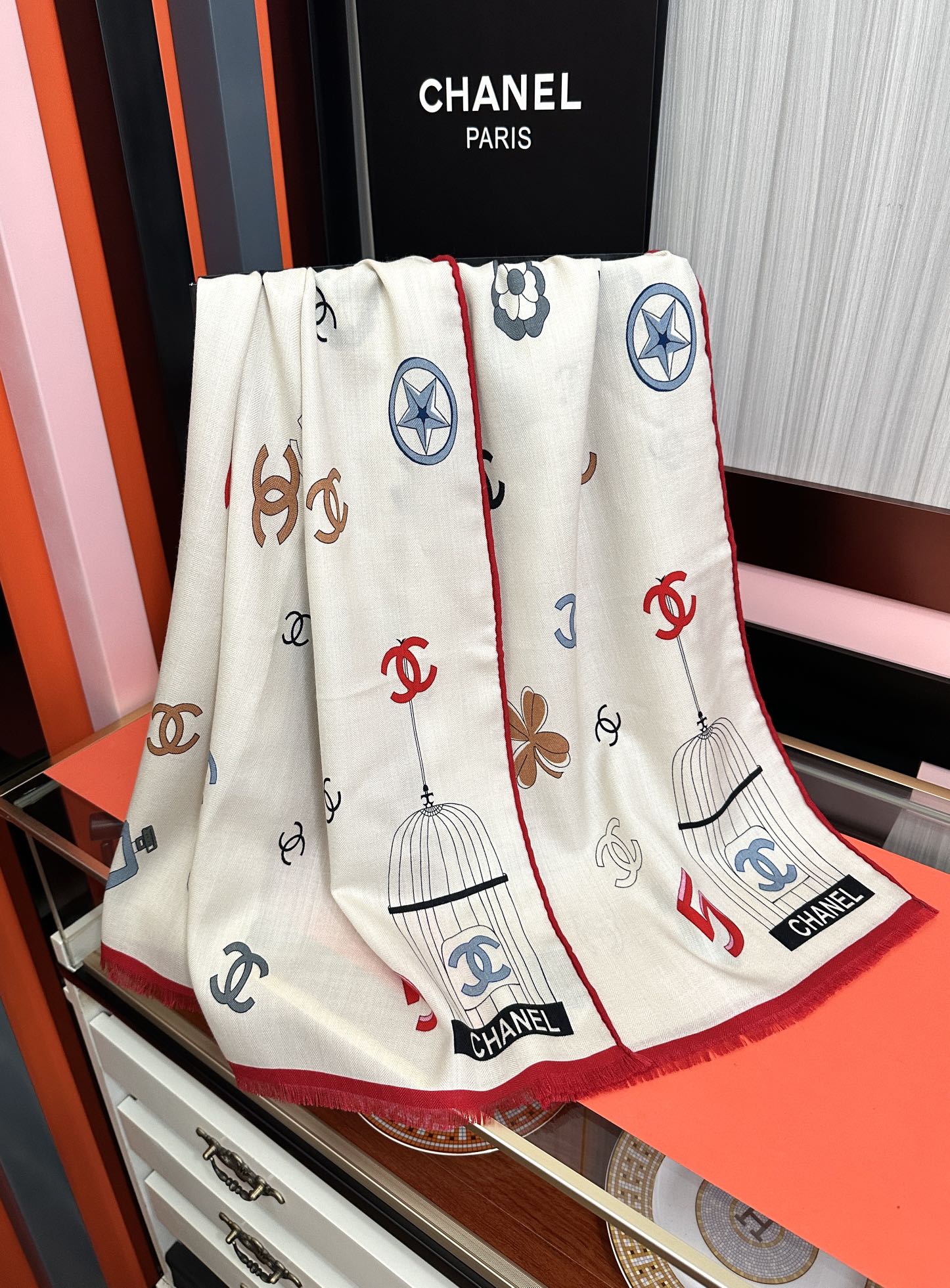 。新款 小香 双面同色 【5号香水瓶】太美了[吃瓜]下手一定要快[嘴唇]四季都可以用[勾引]真心美的让人