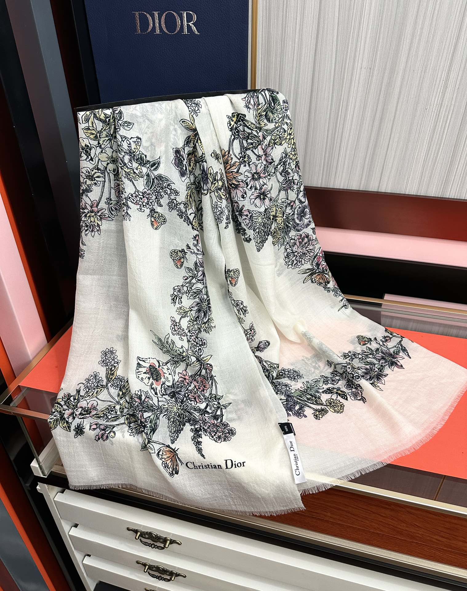 Dior 新款 2026迪奥 最新款 【花卉系列】重磅推荐 款 设计太美了