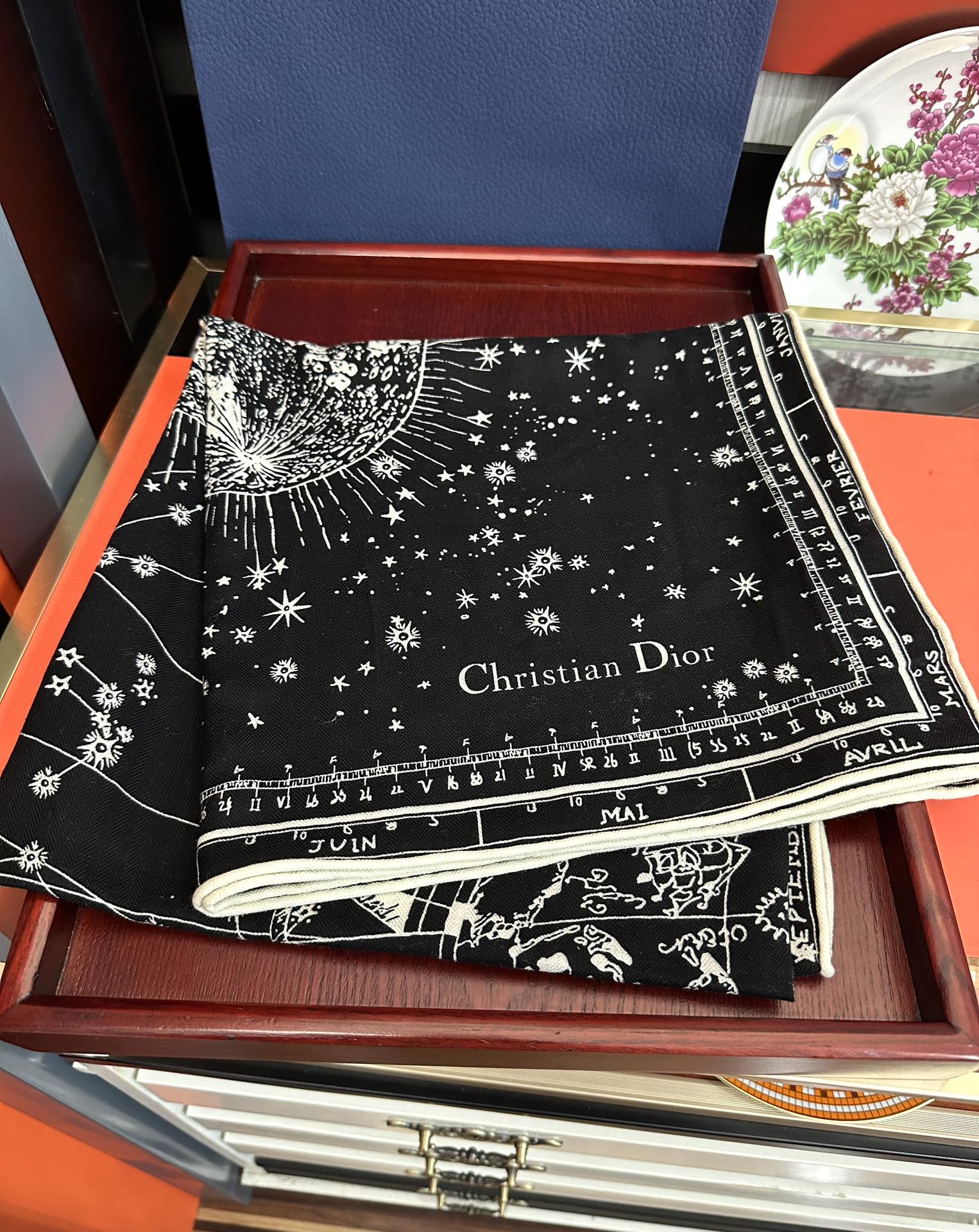 上新❤️2026迪奥 【双面同色地球图案】经典优雅[礼物]~气质到骨子里[色]新一季的面料超高级，真心超