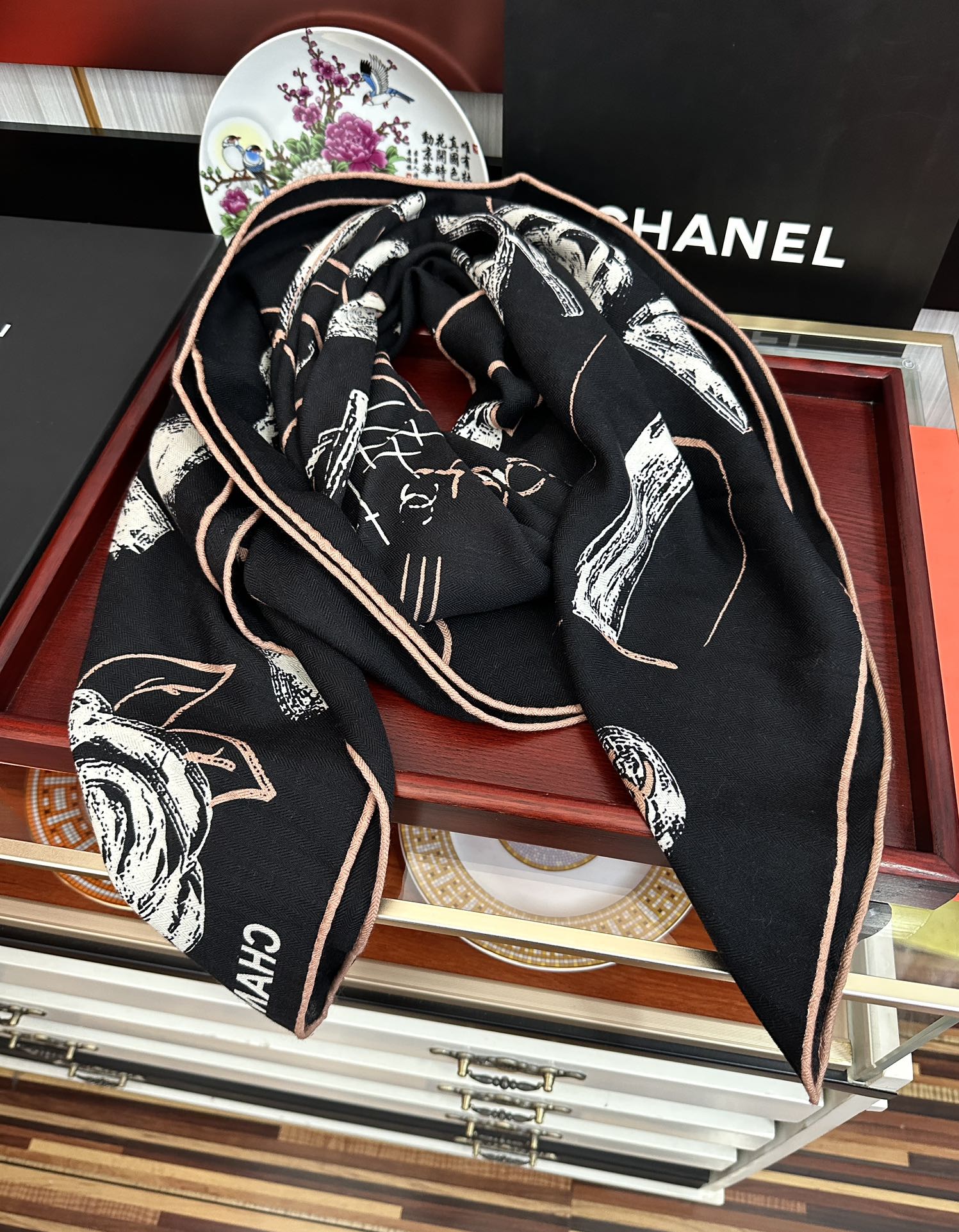 上新❤️2026 香奈儿 太美了 【双面同色】[發]经典茶花帽子🎩设计优雅风[礼物]~气质到骨子里[色]