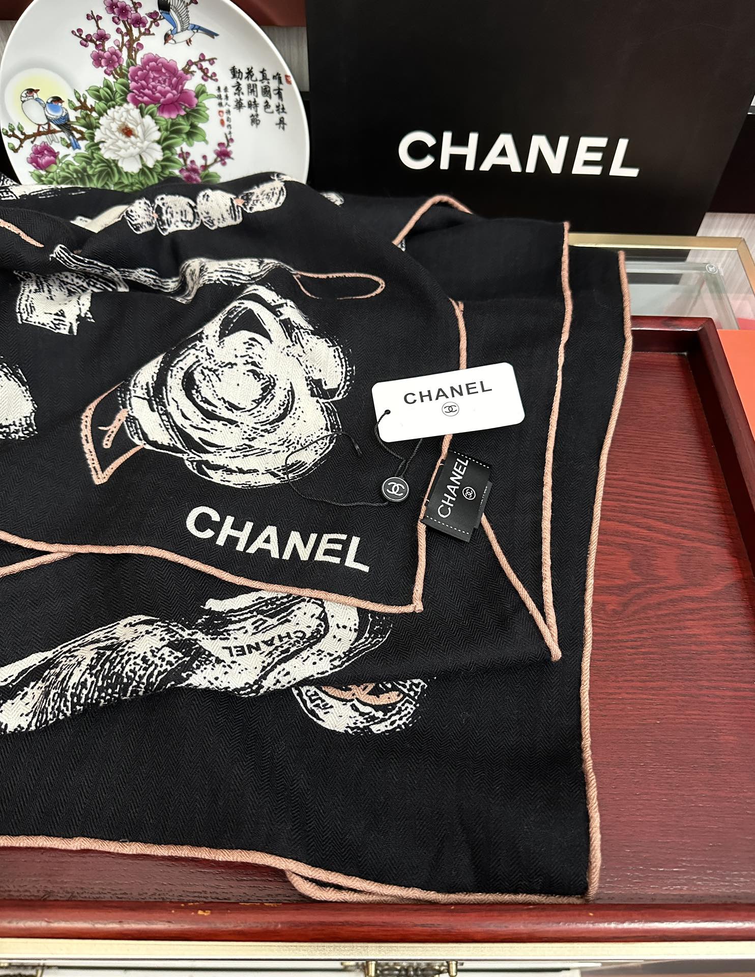 上新❤️2026 香奈儿 太美了 【双面同色】[發]经典茶花帽子🎩设计优雅风[礼物]~气质到骨子里[色]