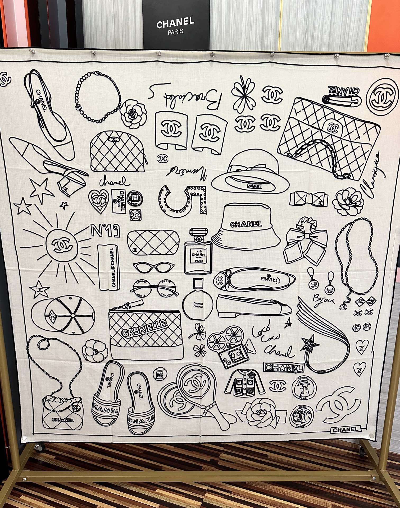 上新。香奈儿 2026【双面同色】经典双鞋子🥿包包、帽子🎩图案~气质到骨子里[色]香奶奶新一季的面料超高