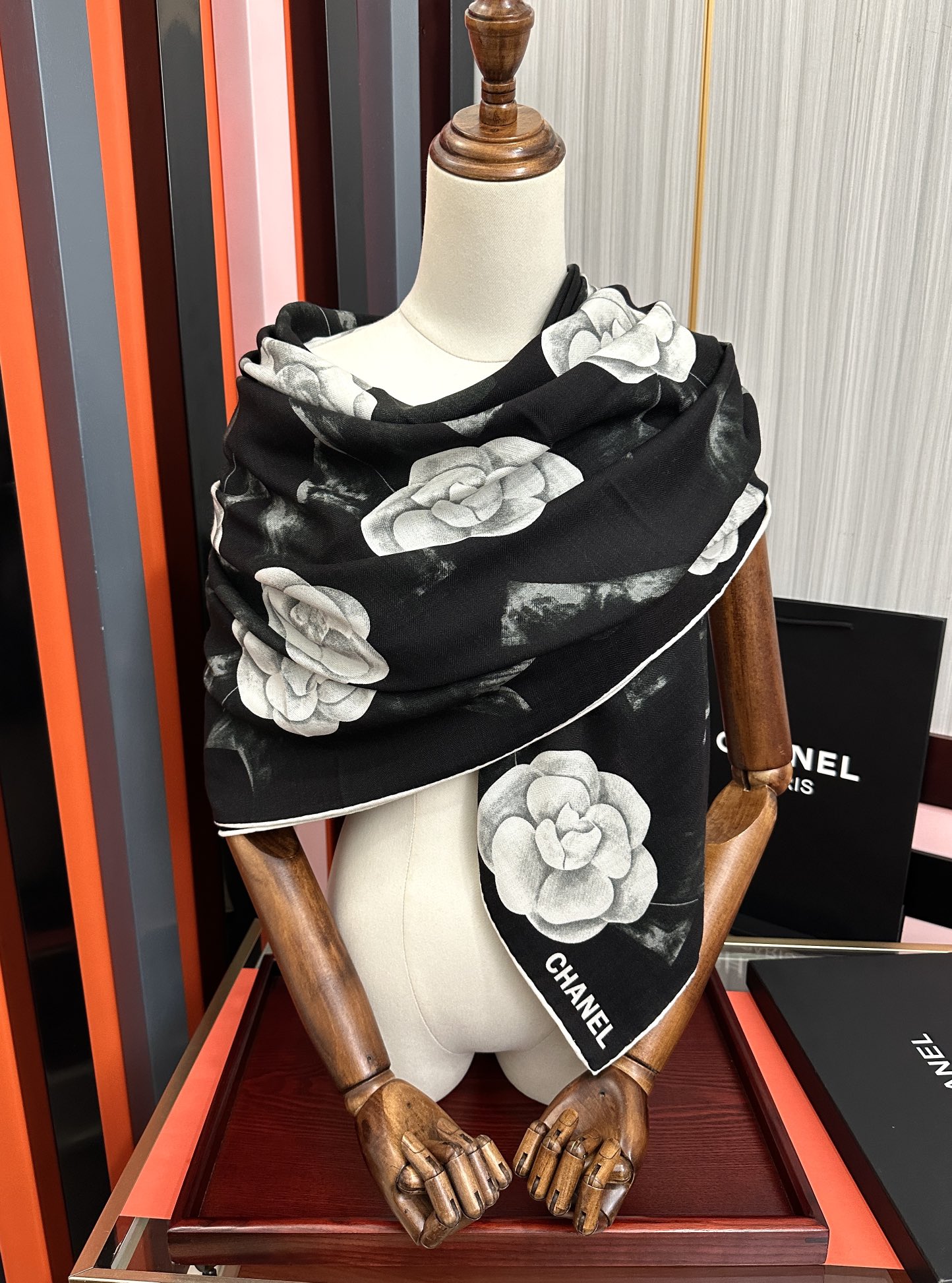 上新❤️ 香奈儿 2026 ZG同步太美了 双面同色[發]【经典山茶花】设计优雅风[礼物]~气质到骨子里