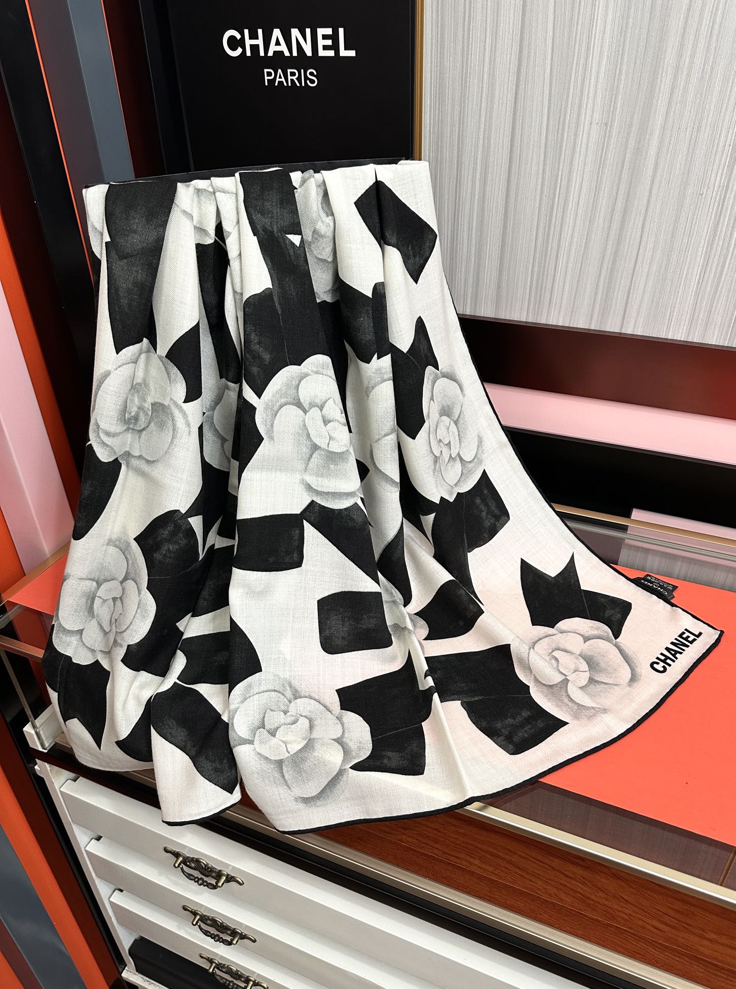 上新❤️ 香奈儿 2026 ZG同步太美了 双面同色[發]【经典山茶花】设计优雅风[礼物]~气质到骨子里