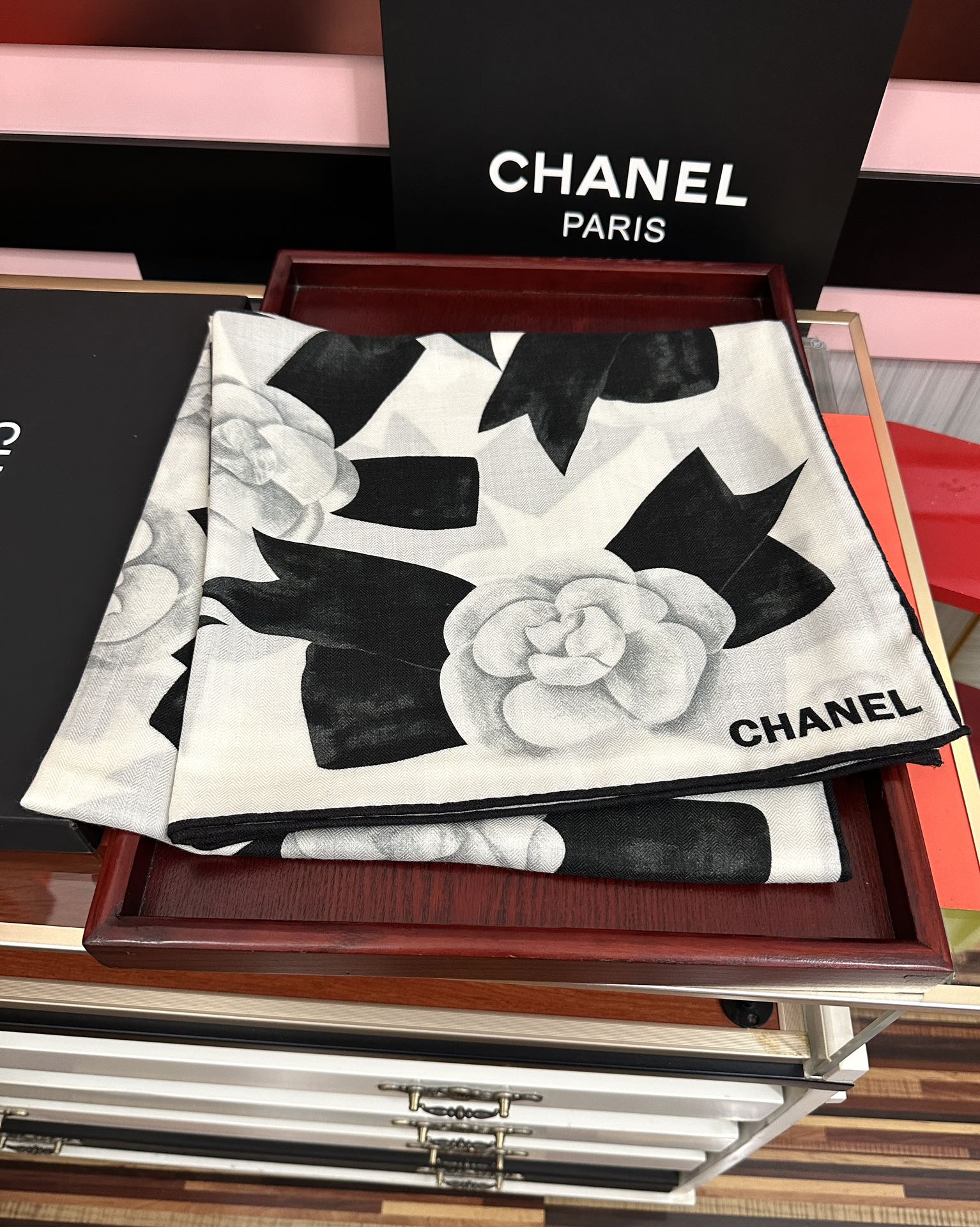 上新❤️ 香奈儿 2026 ZG同步太美了 双面同色[發]【经典山茶花】设计优雅风[礼物]~气质到骨子里