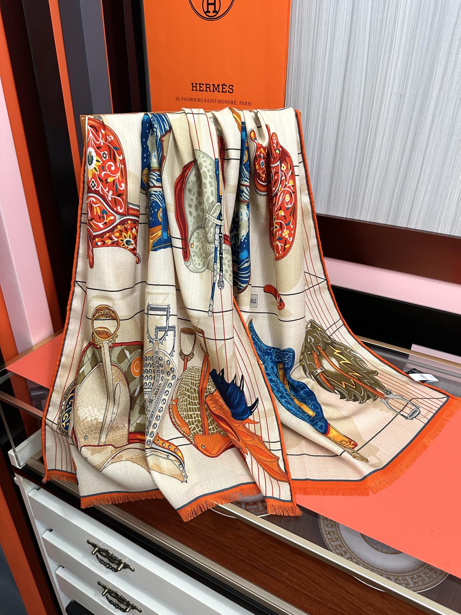 。新款 女士们必备款 新款爱马仕。【双面同色】太美了[吃瓜]下手一定要快[嘴唇]四季都可以用[勾引]真心