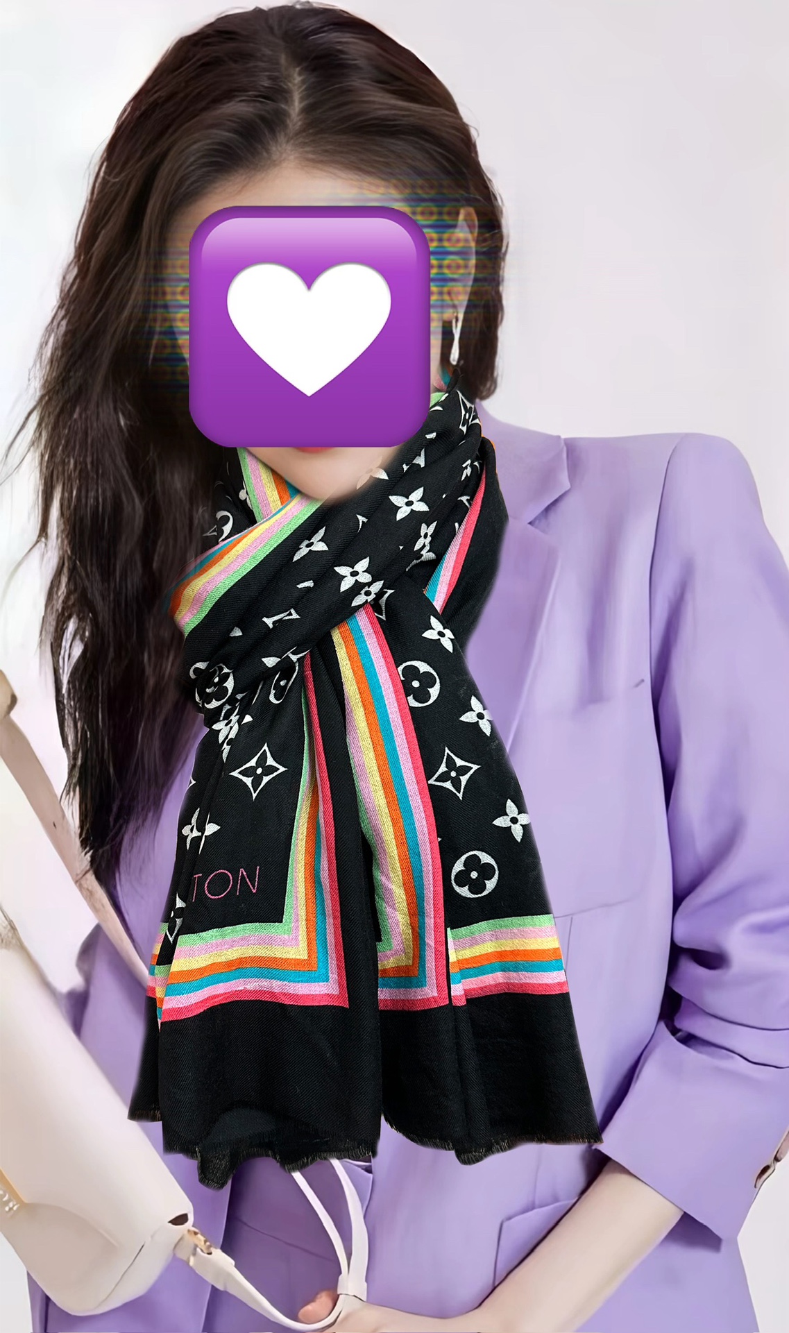 。新款L v 太美了[礼物]今年最流行的款式[得意]真心赞👍😘💍实物真心美 🎀披肩配以印花💓💃🏻无论设计