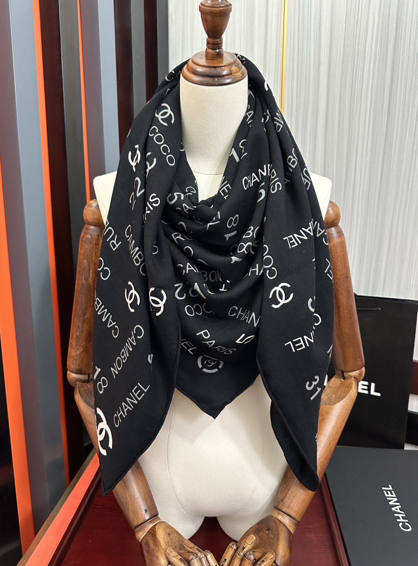 ❤️香奈儿 2026【双面同色字母印花】太美了[發]经典茶花帽子🎩设计优雅风[礼物]~气质到骨子里[色]