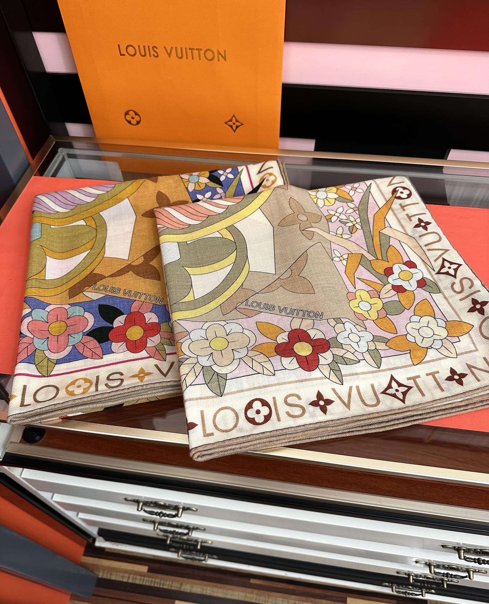 ❤️新款LV 2026高品质 ZG同步【双面同色】经典优雅[礼物]~气质到骨子里[色]新一季的面料超高级