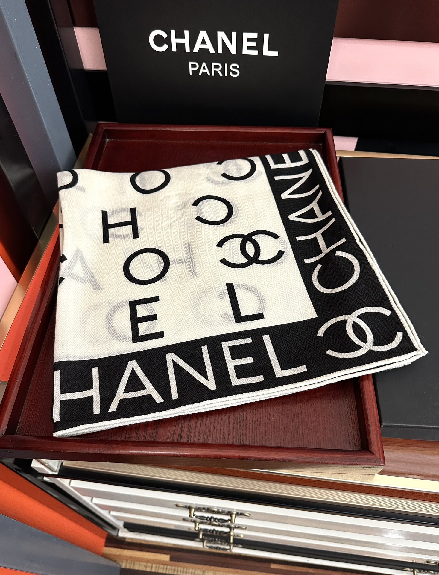 上新❤️香奈儿 【双面同色】2026太美了[發]🎩设计优雅风[礼物]~气质到骨子里[色]香奶奶新一季的面