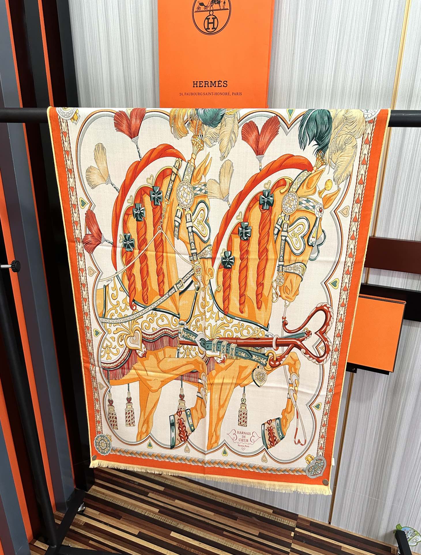 上新 2026 爱马仕。【双面同色骏马奔腾】太美了[吃瓜]下手一定要快[嘴唇]四季都可以用[勾引]真心美