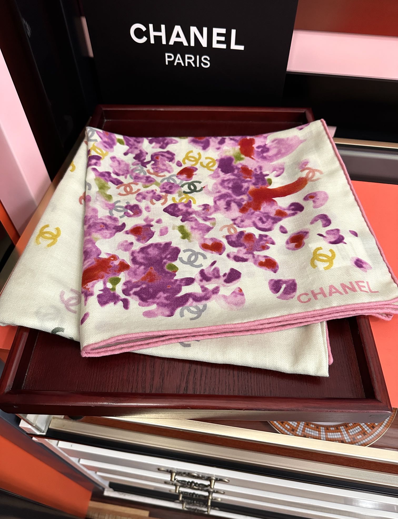 ❤️香奈儿 【2026双面同色印花】太美了[發]经典茶花帽子🎩设计优雅风[礼物]~气质到骨子里[色]香奶