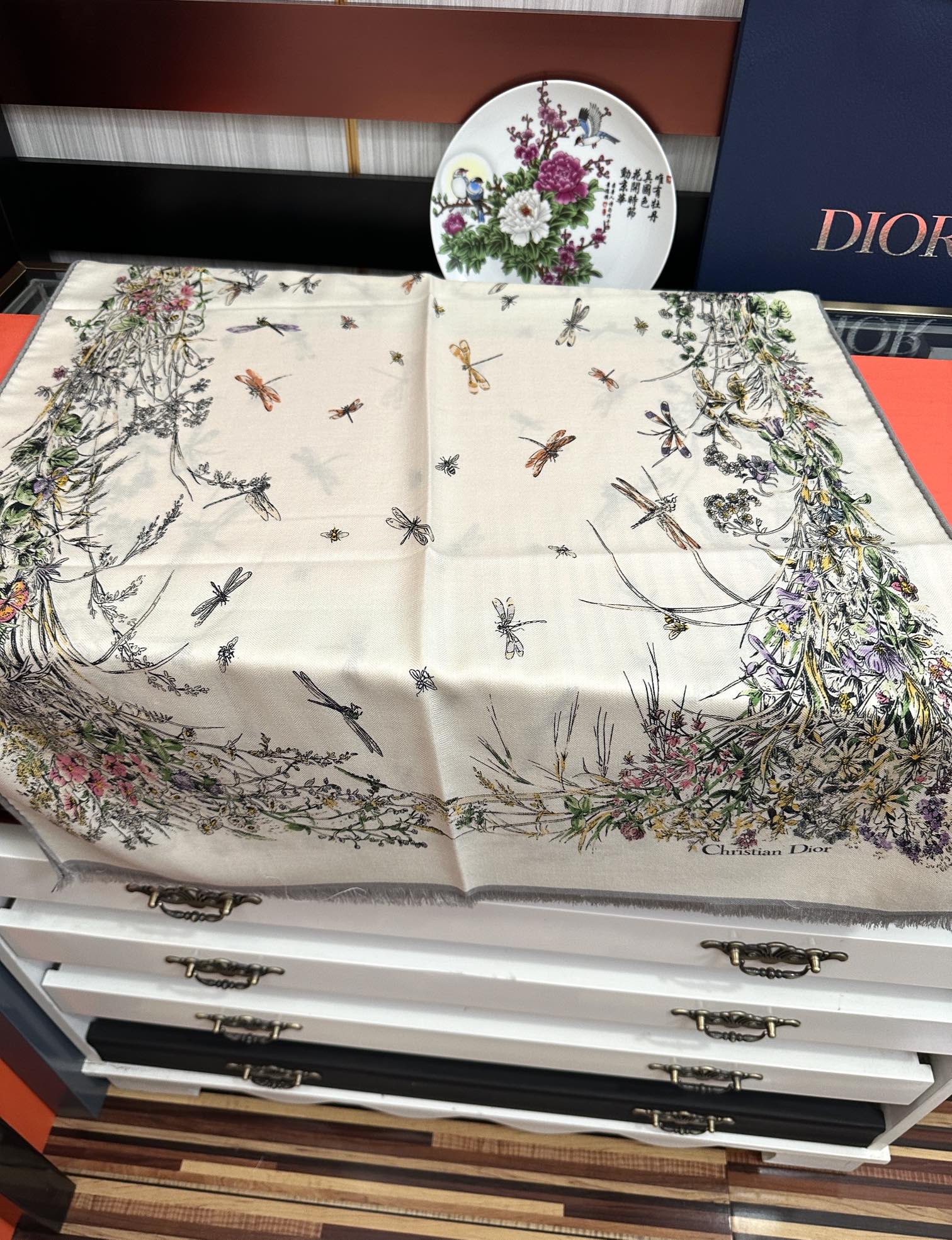 上新❤️迪奥。2011【双面同色】太美了[吃瓜]下手一定要快[嘴唇]四季都可以用[勾引]真心美的让人非常