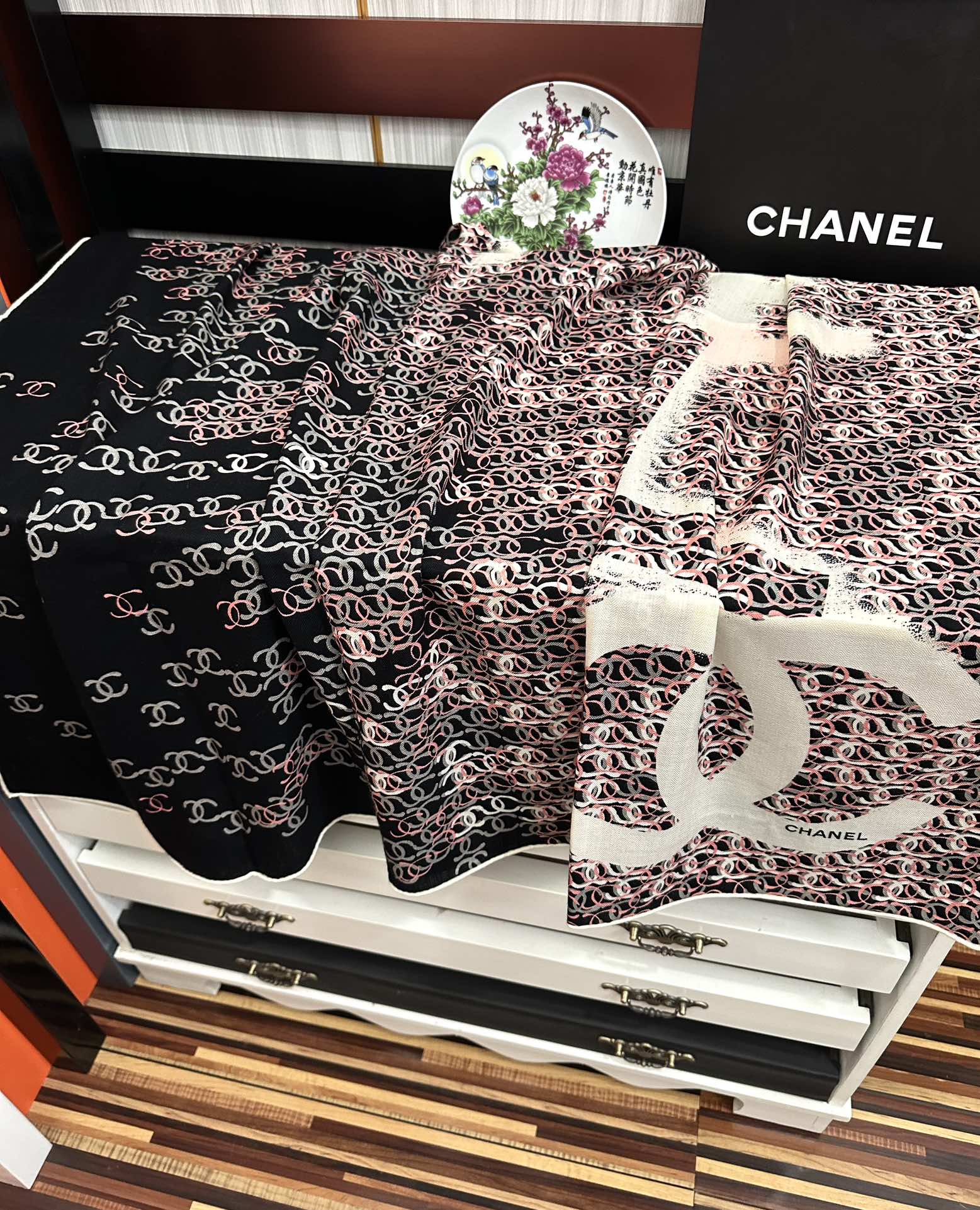 新款。香奈儿 2026【双面同色】永远经典双C优雅Coco风[礼物]~气质到骨子里[色]香奶奶新一季的面