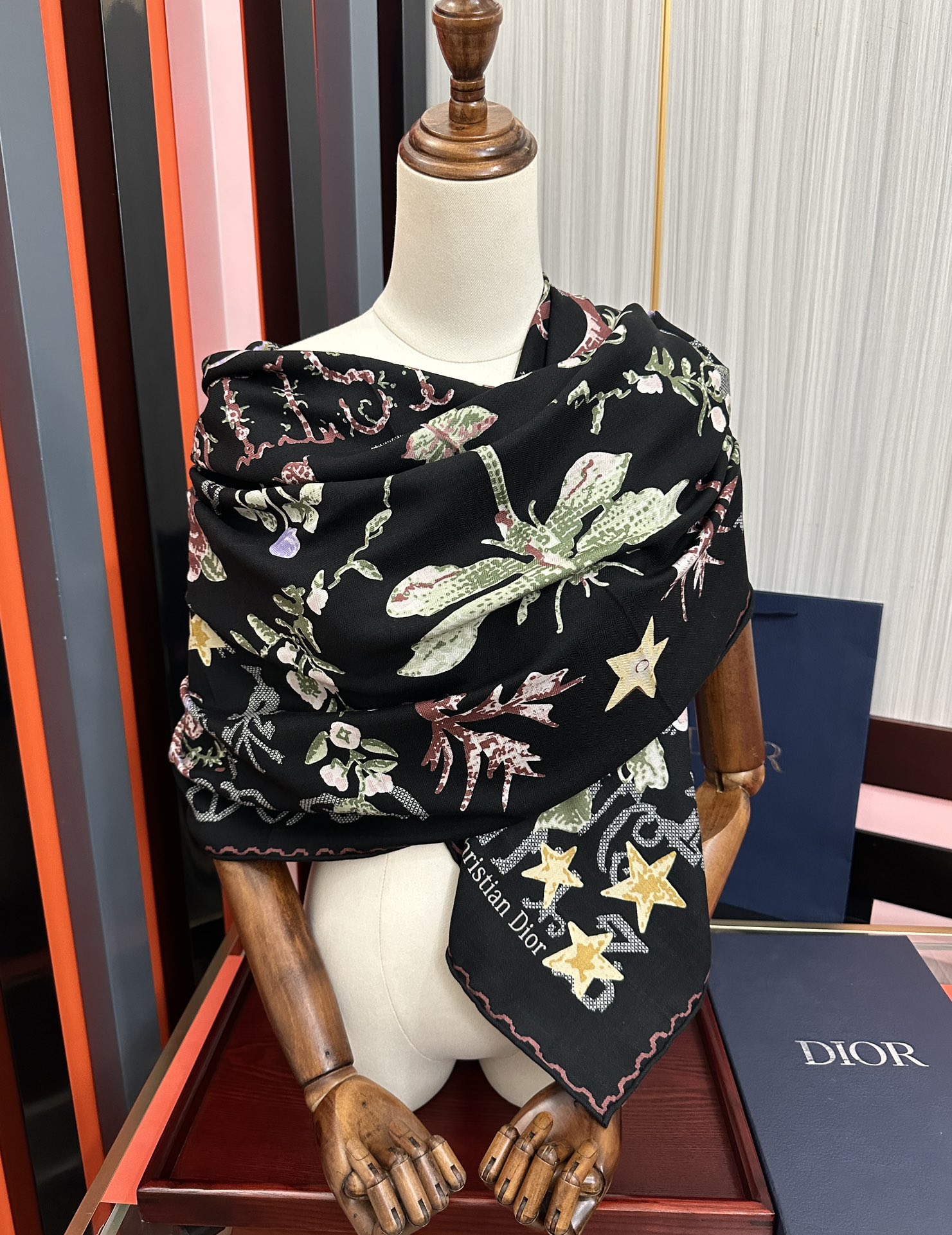 上新❤️迪奥 ZG同步2026【双面同色】经典优雅[礼物]~气质到骨子里[色]新一季的面料超高级，真心超